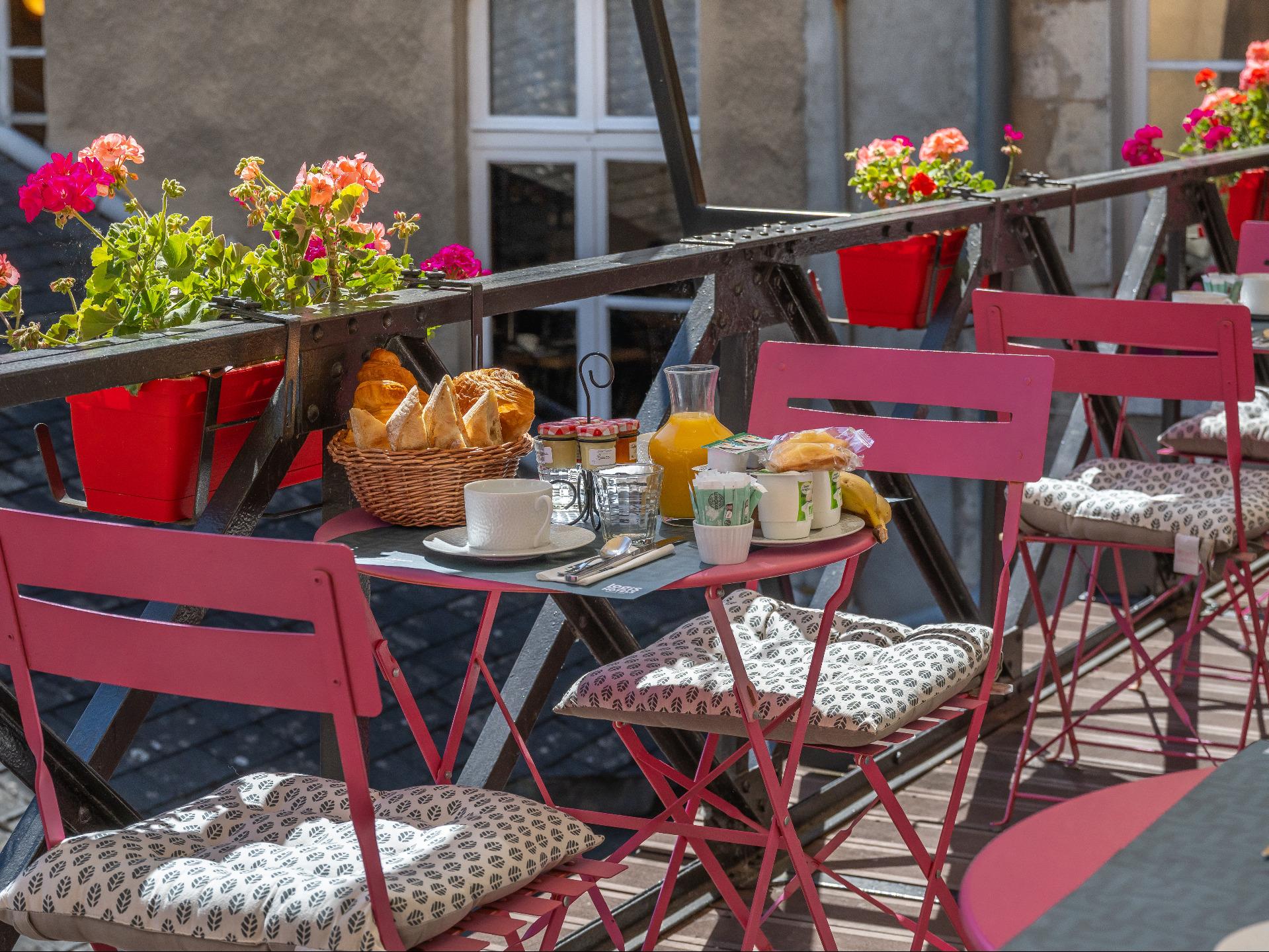 Logis Hôtel Central