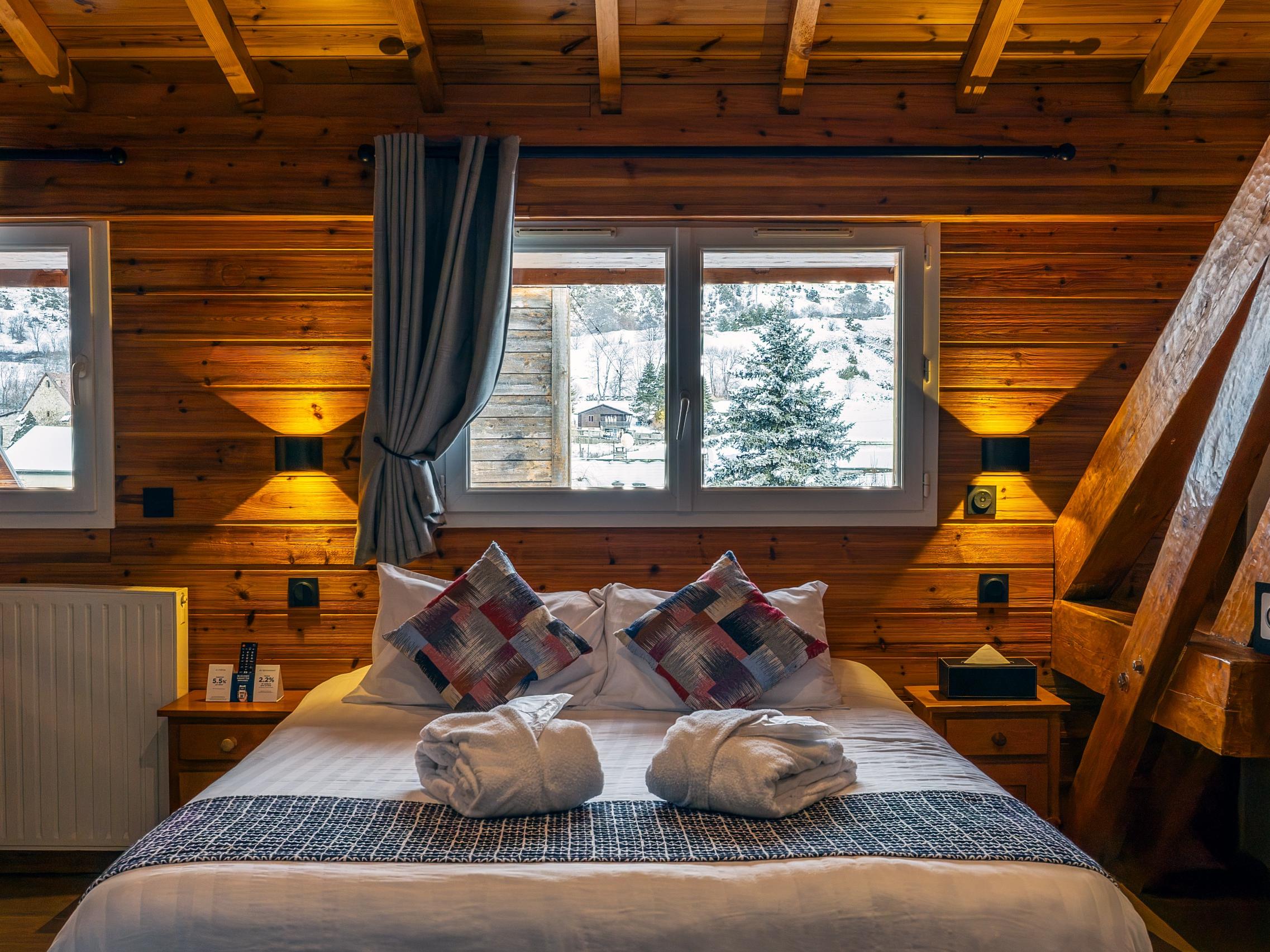 Logis Hôtel les Autanes & Spa