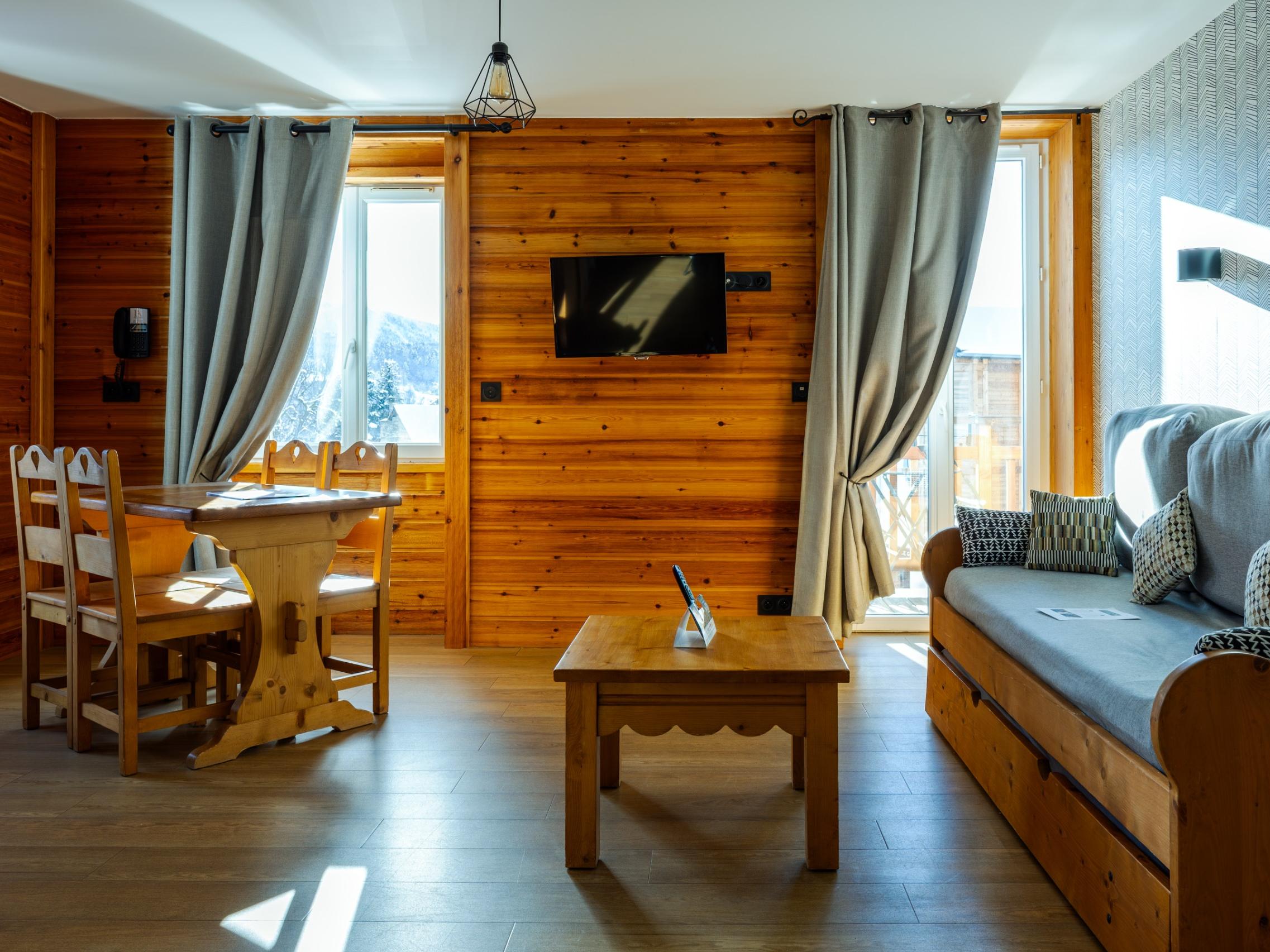 Logis Hôtel les Autanes & Spa