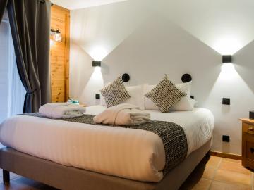 Logis Hôtel les Autanes & Spa