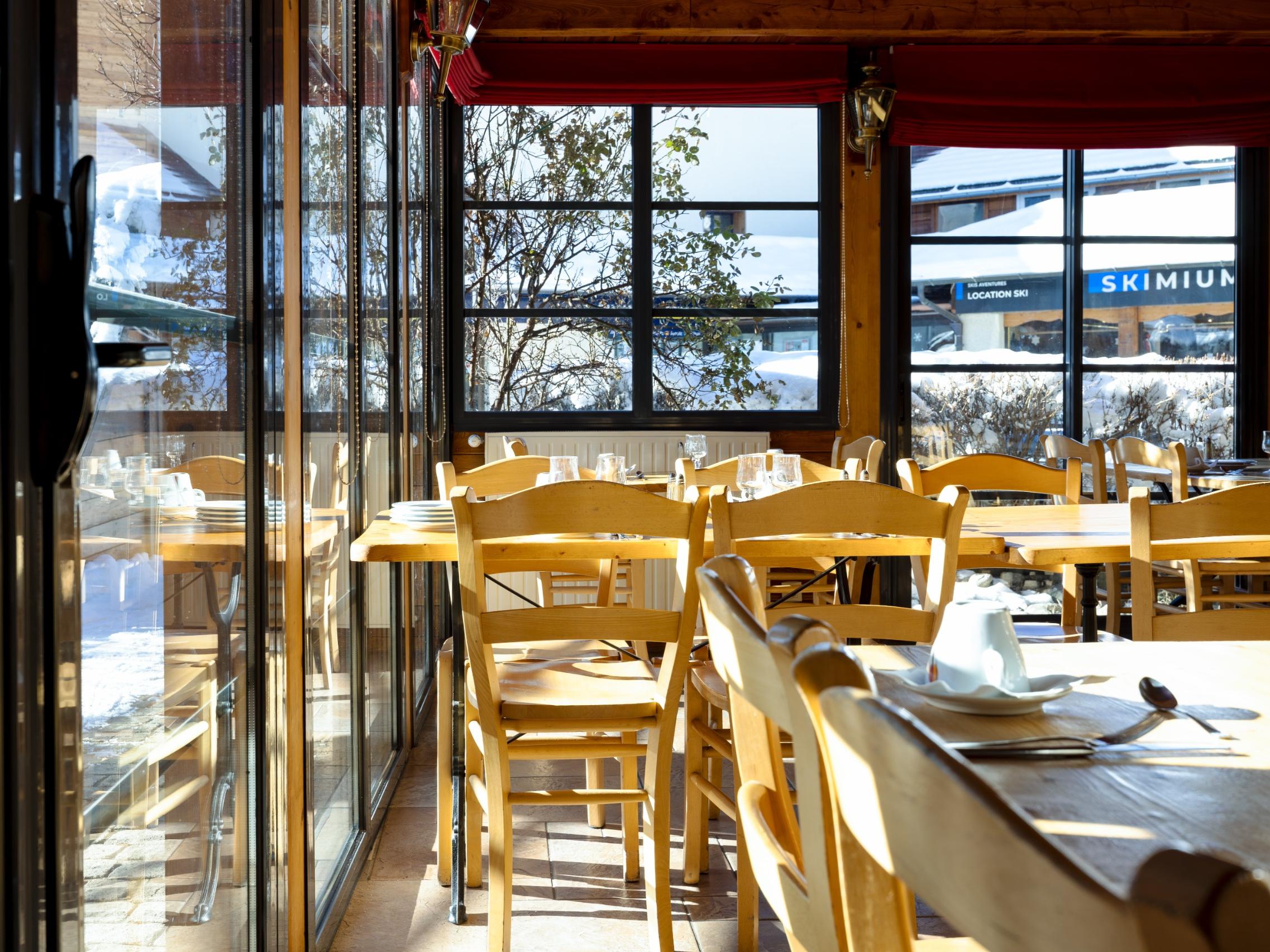 Logis Hôtel les Autanes & Spa