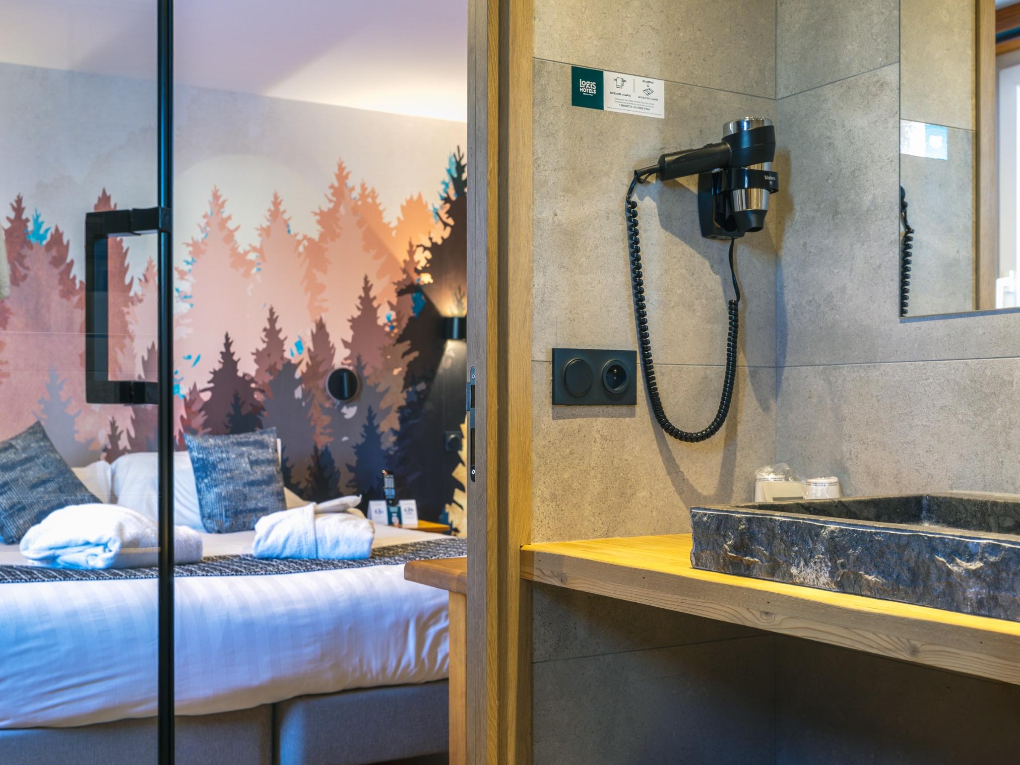 Logis Hôtel les Autanes & Spa