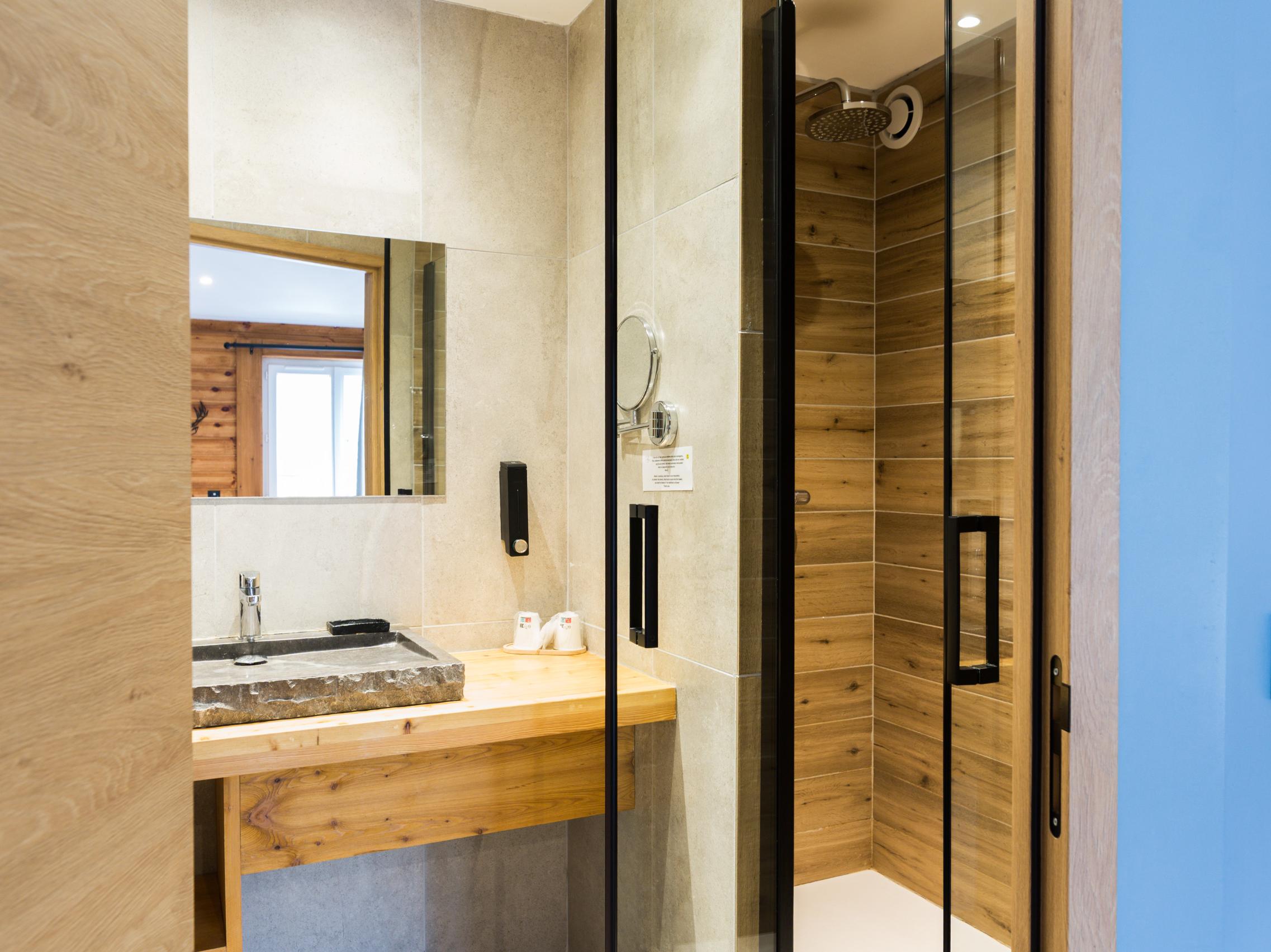 Logis Hôtel les Autanes & Spa