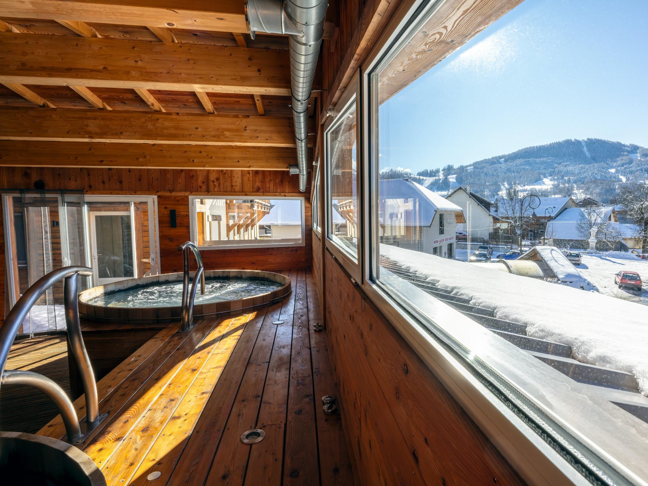 Logis Hôtel les Autanes & Spa