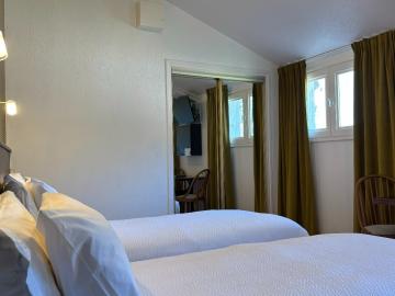 Logis Hôtel Grand Hôtel de Lyon