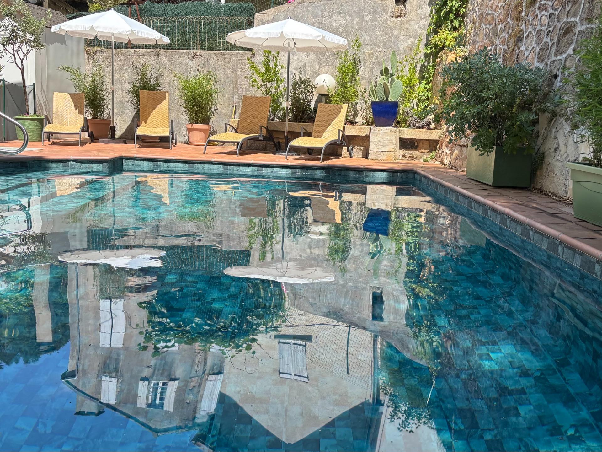 Logis Hôtel Grand Hôtel de Lyon