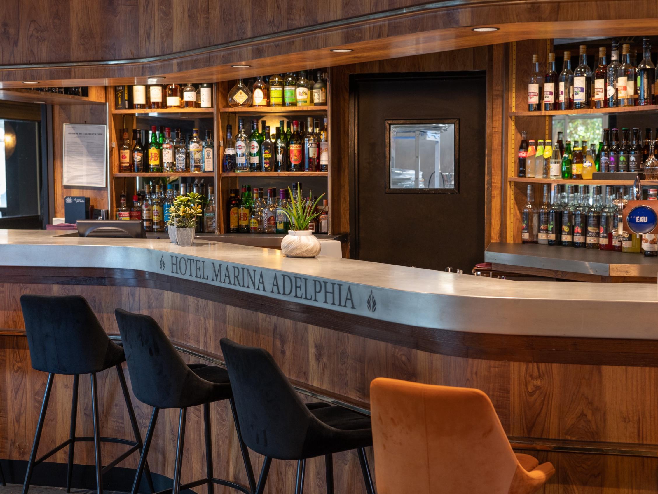 Logis Hôtel Adelphia