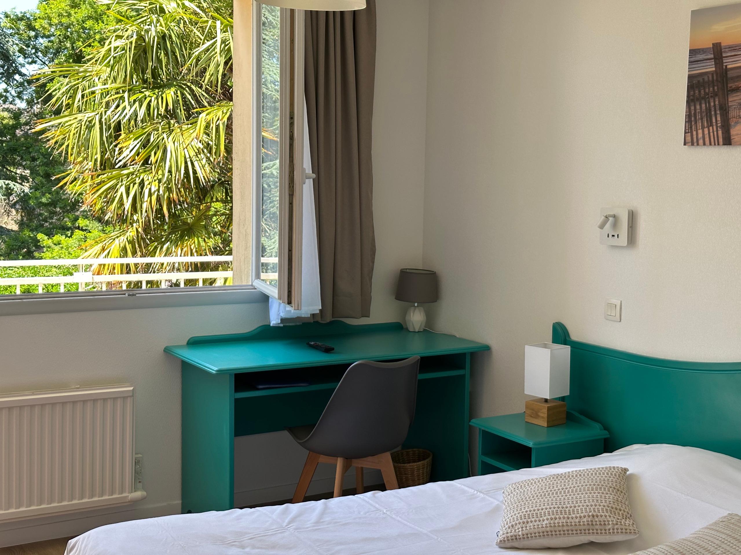 Logis Hôtel la Demeure du Perron