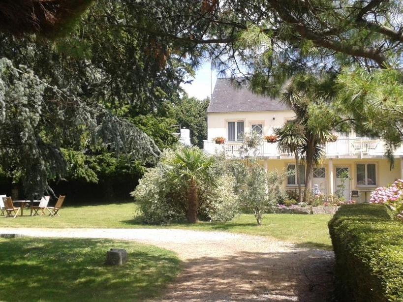 Logis Hôtel la Demeure du Perron