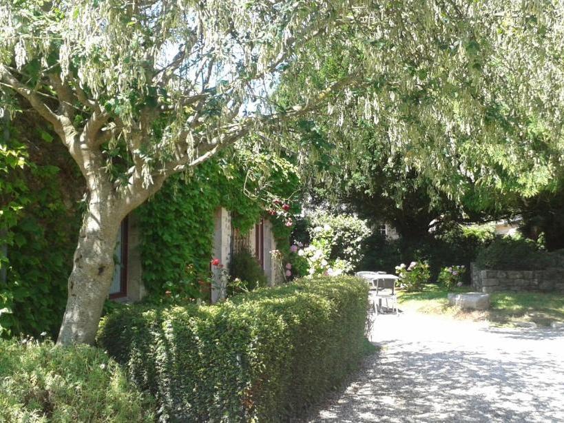 Logis Hôtel la Demeure du Perron