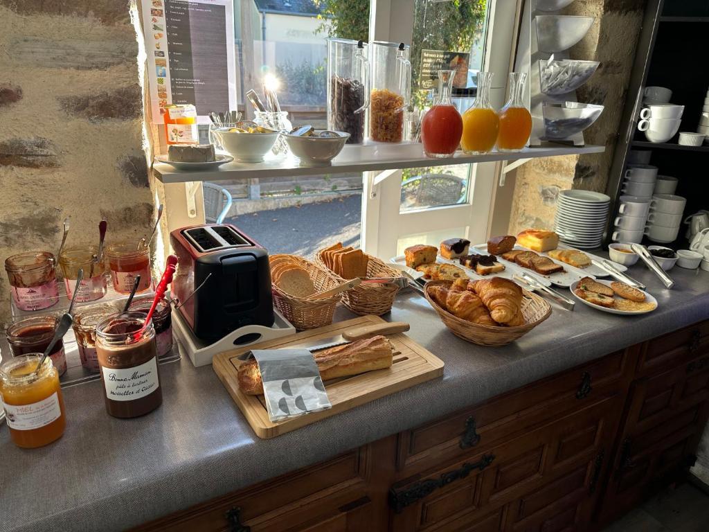 Logis Hôtel la Demeure du Perron