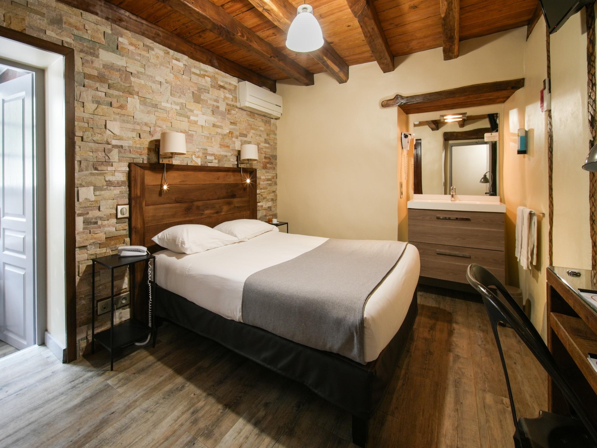Logis Hôtel Erreguina