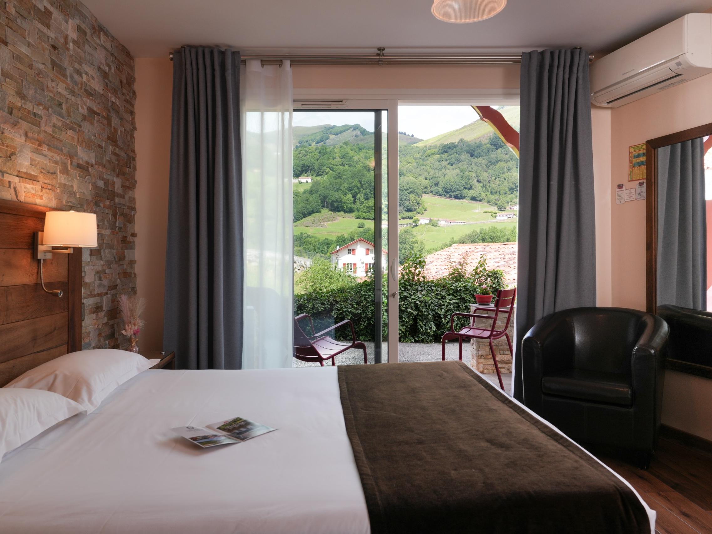 Logis Hôtel Erreguina