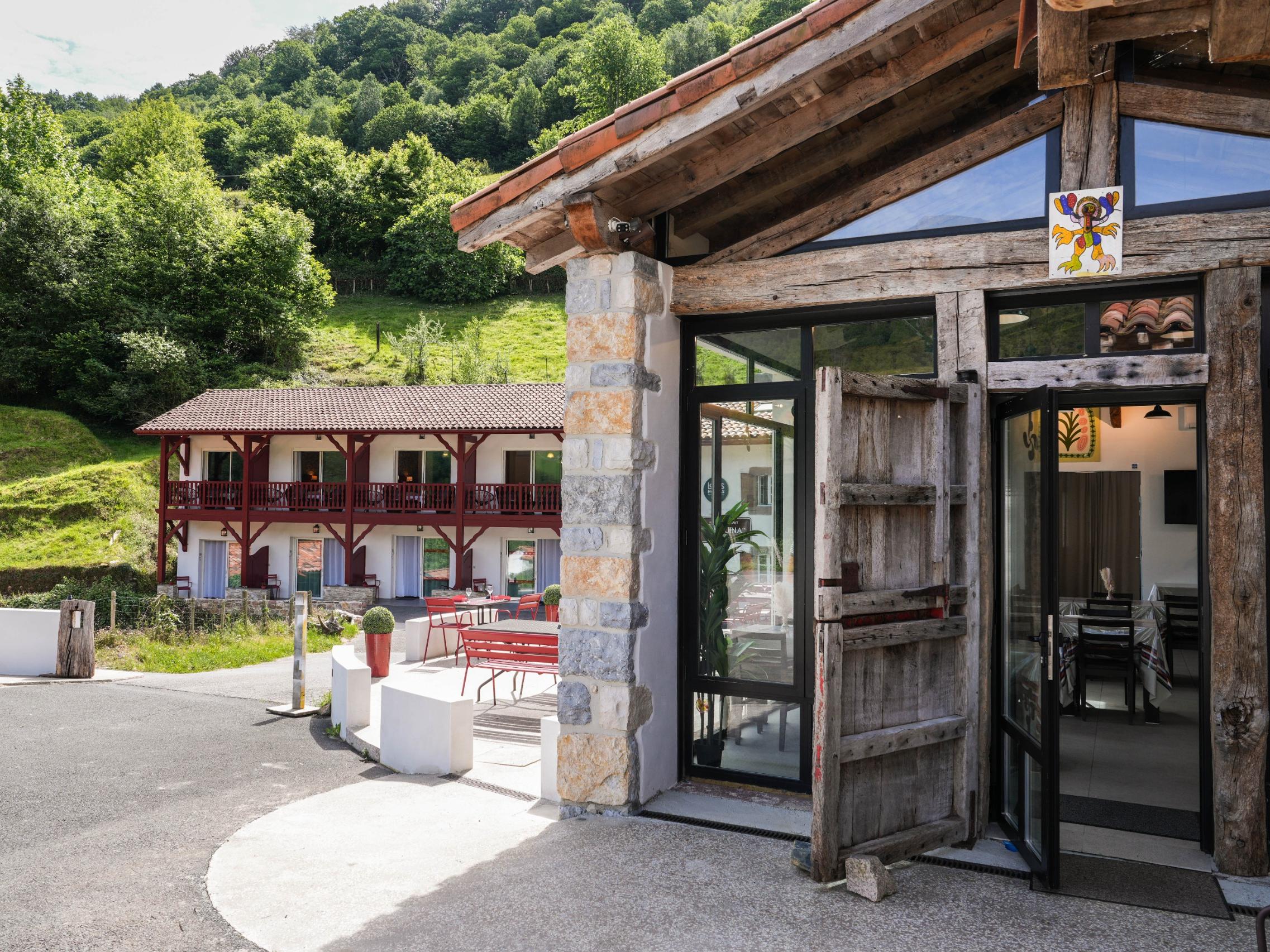 Logis Hôtel Erreguina