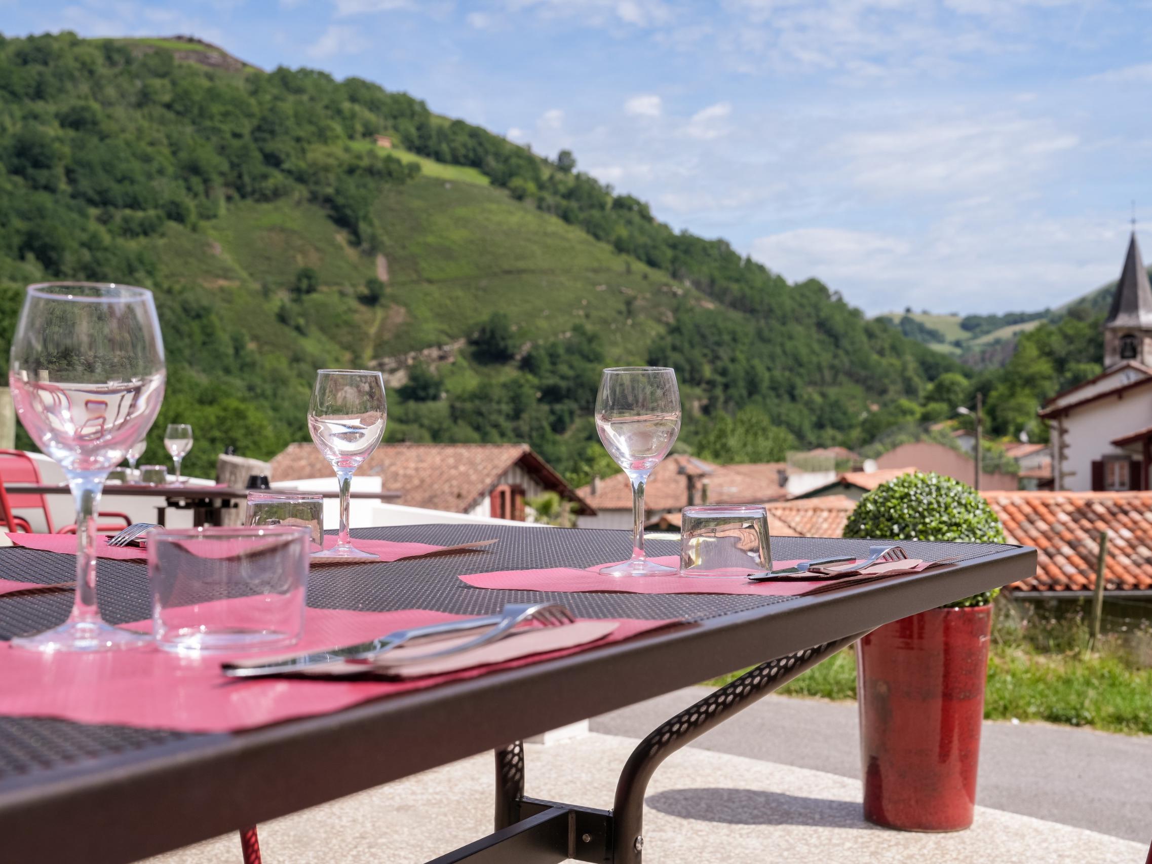 Logis Hôtel Erreguina