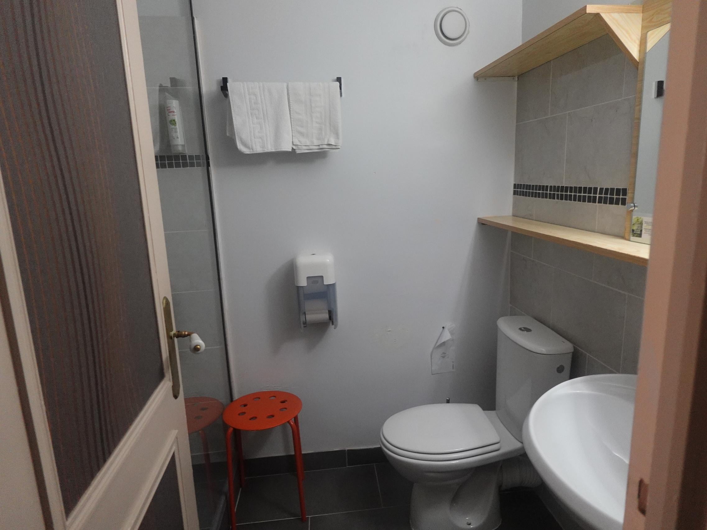 Cit\'Hotel d\'Avallon Vauban