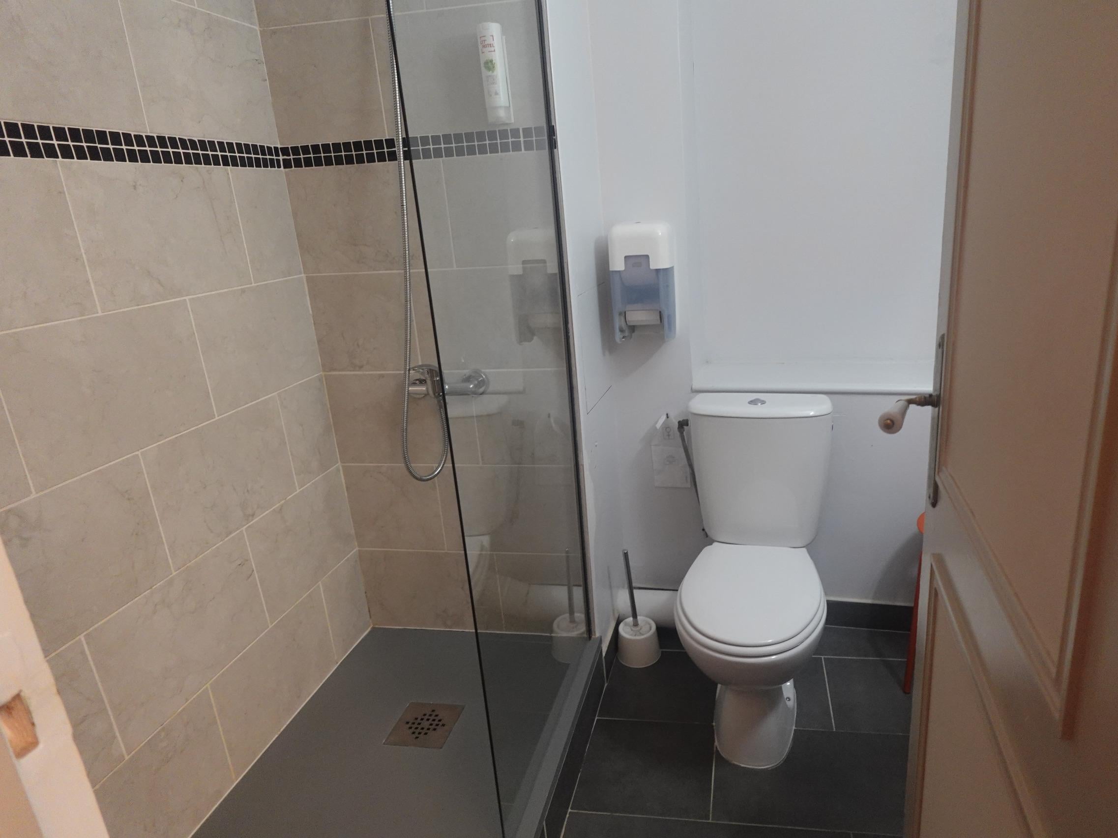 Cit\'Hotel d\'Avallon Vauban