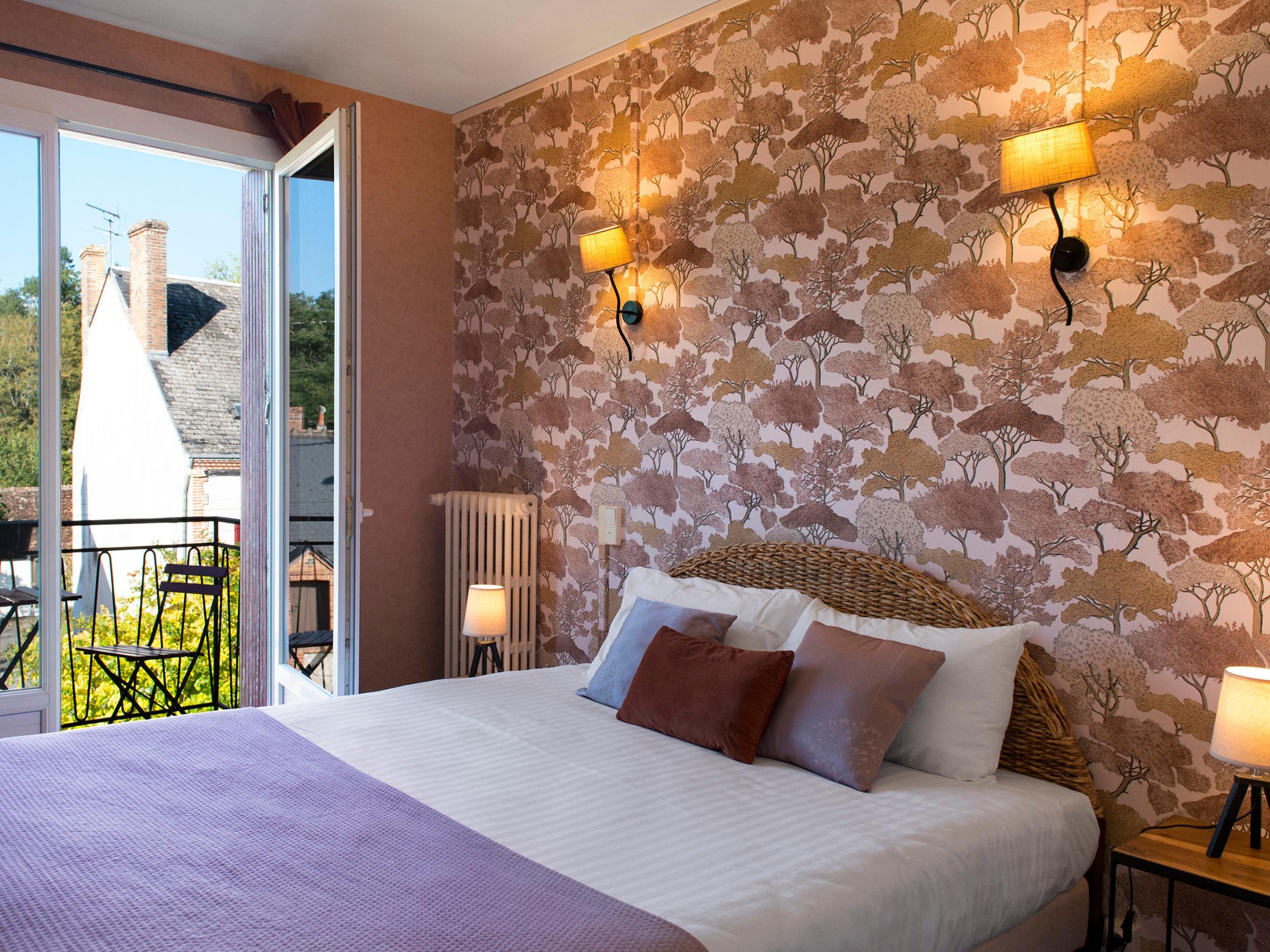 Logis Hôtel Saint Cyr