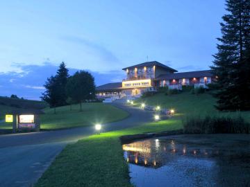 Logis Hôtel Domaine du Revermont