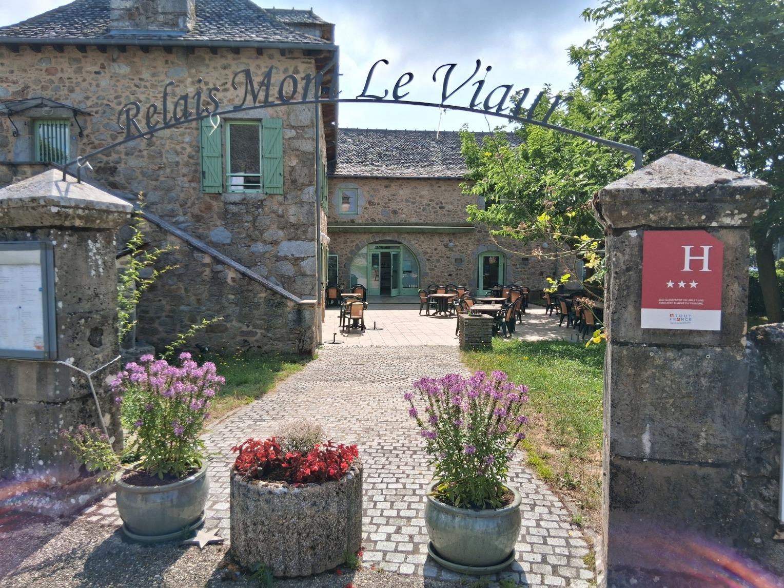 Logis Hôtel L\'instant Mont le Viaur