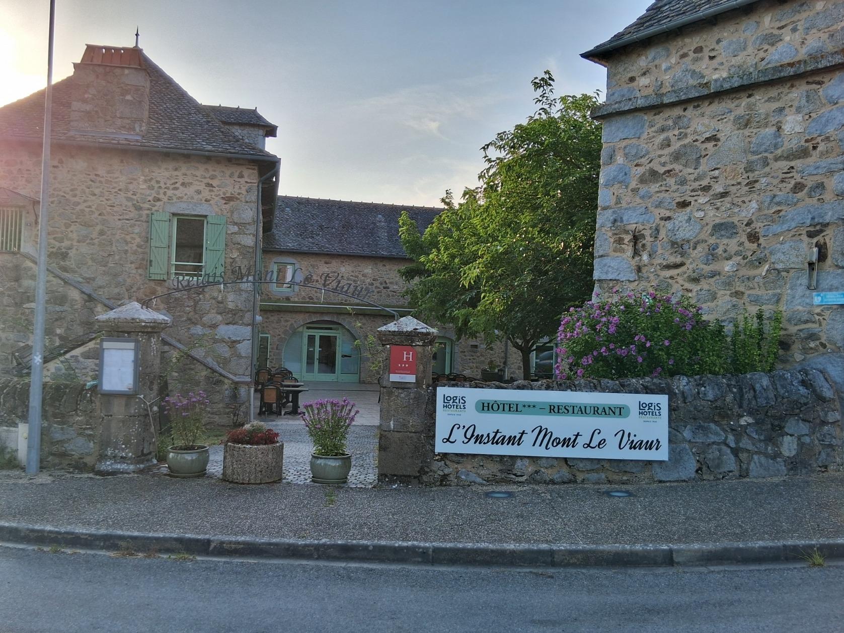 Logis Hôtel L\'instant Mont le Viaur