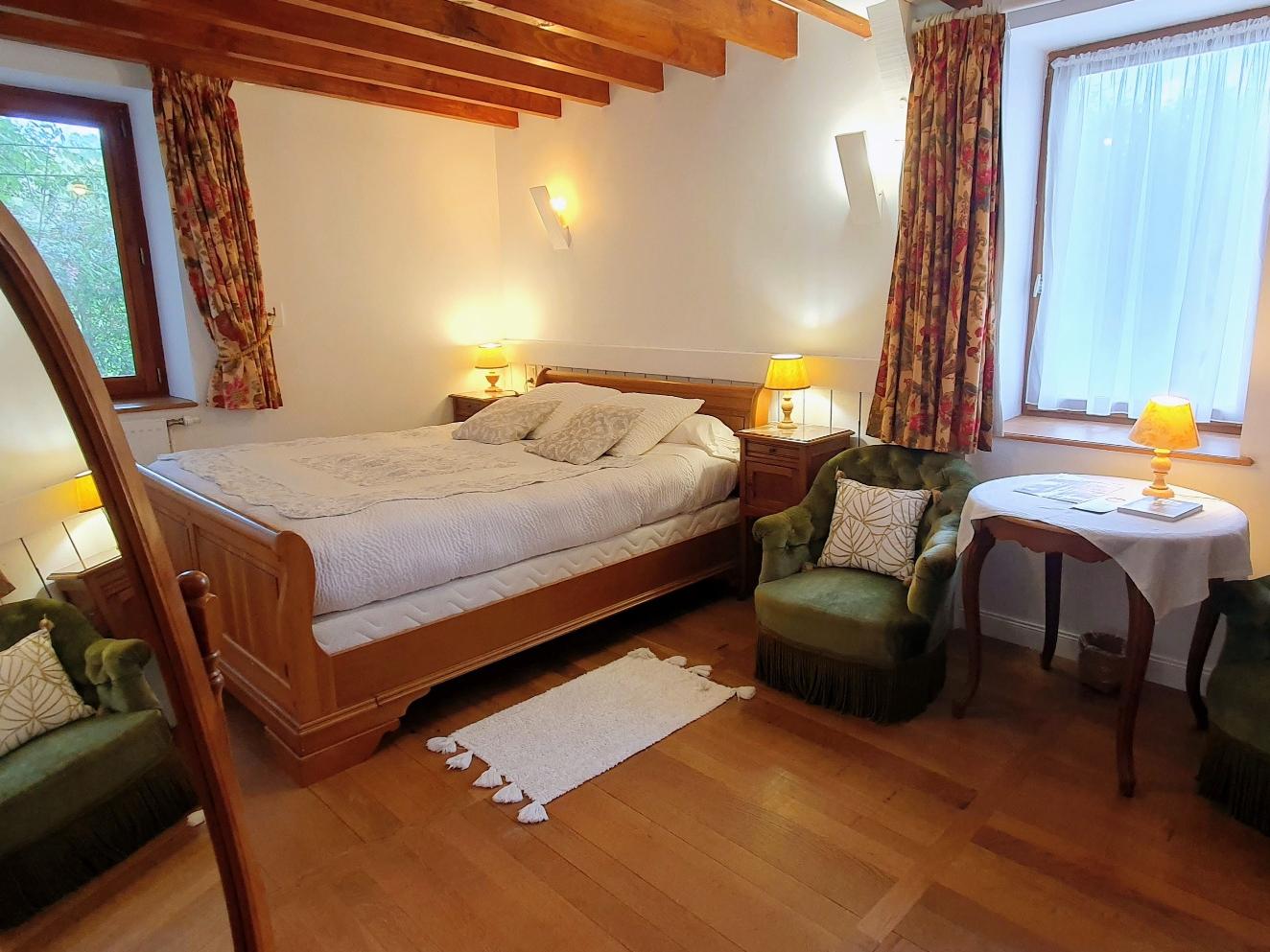 Logis Hôtel Auberge de la Hulotte