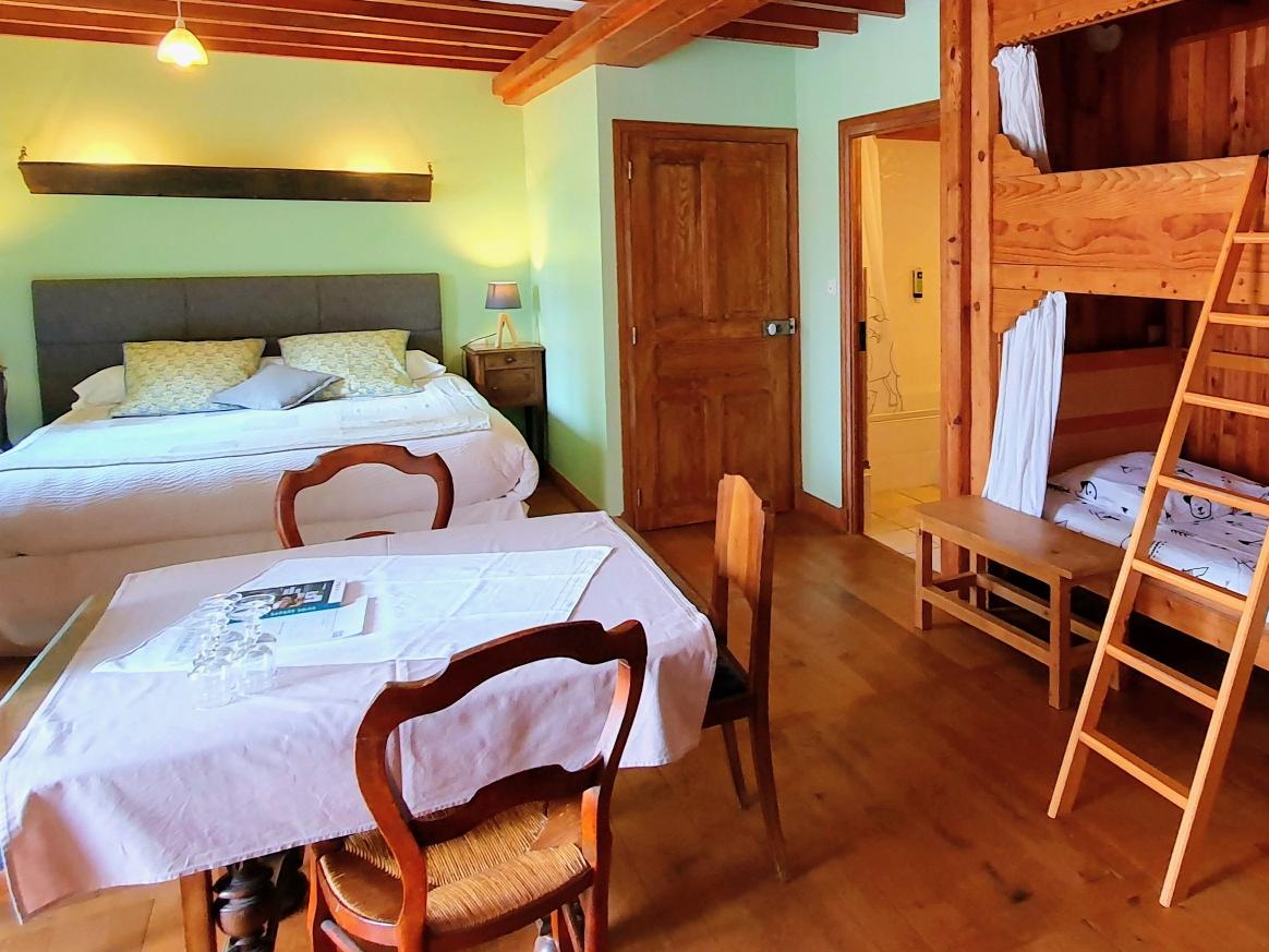 Logis Hôtel Auberge de la Hulotte