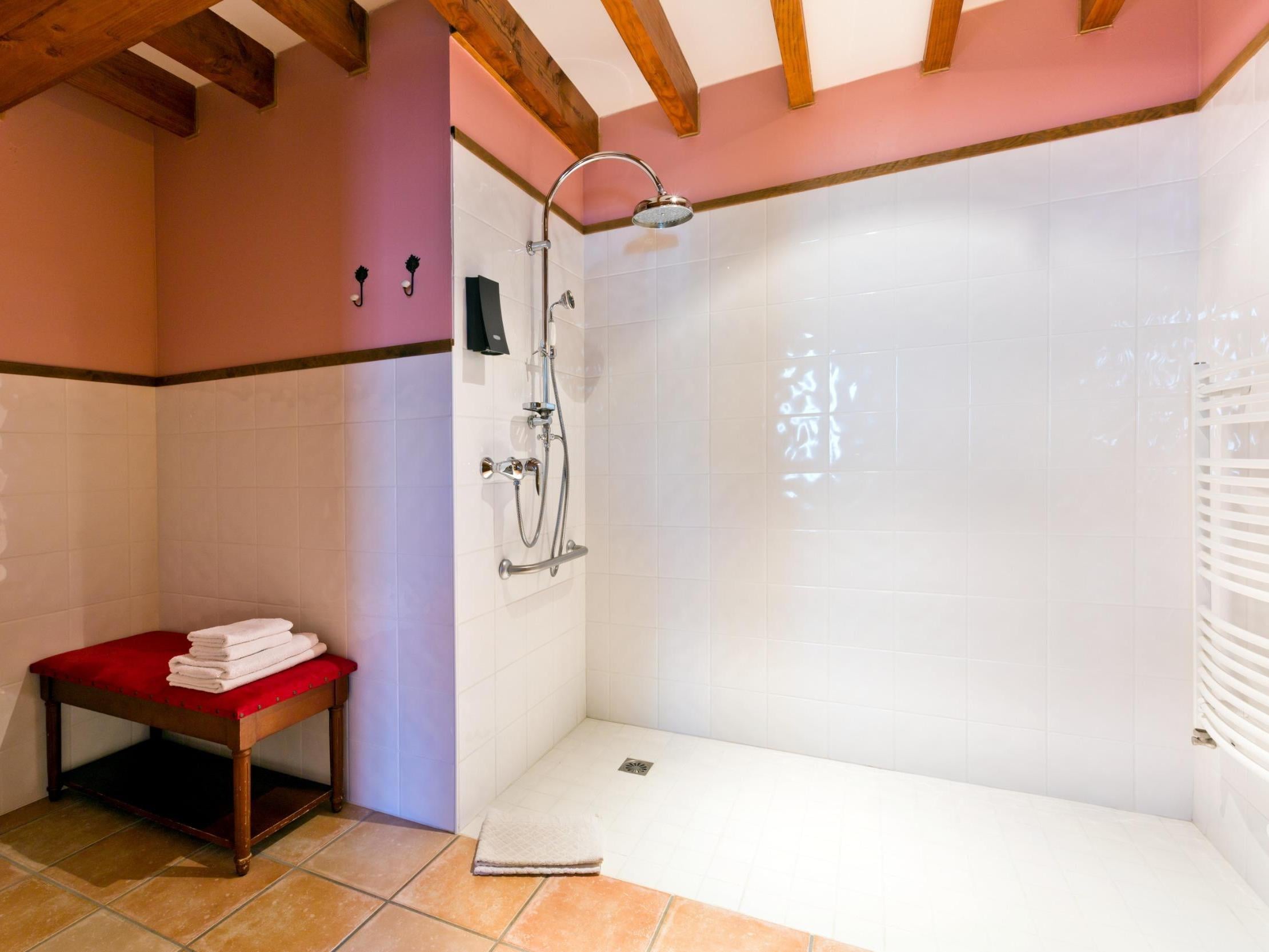 Logis Hôtel Auberge de la Hulotte