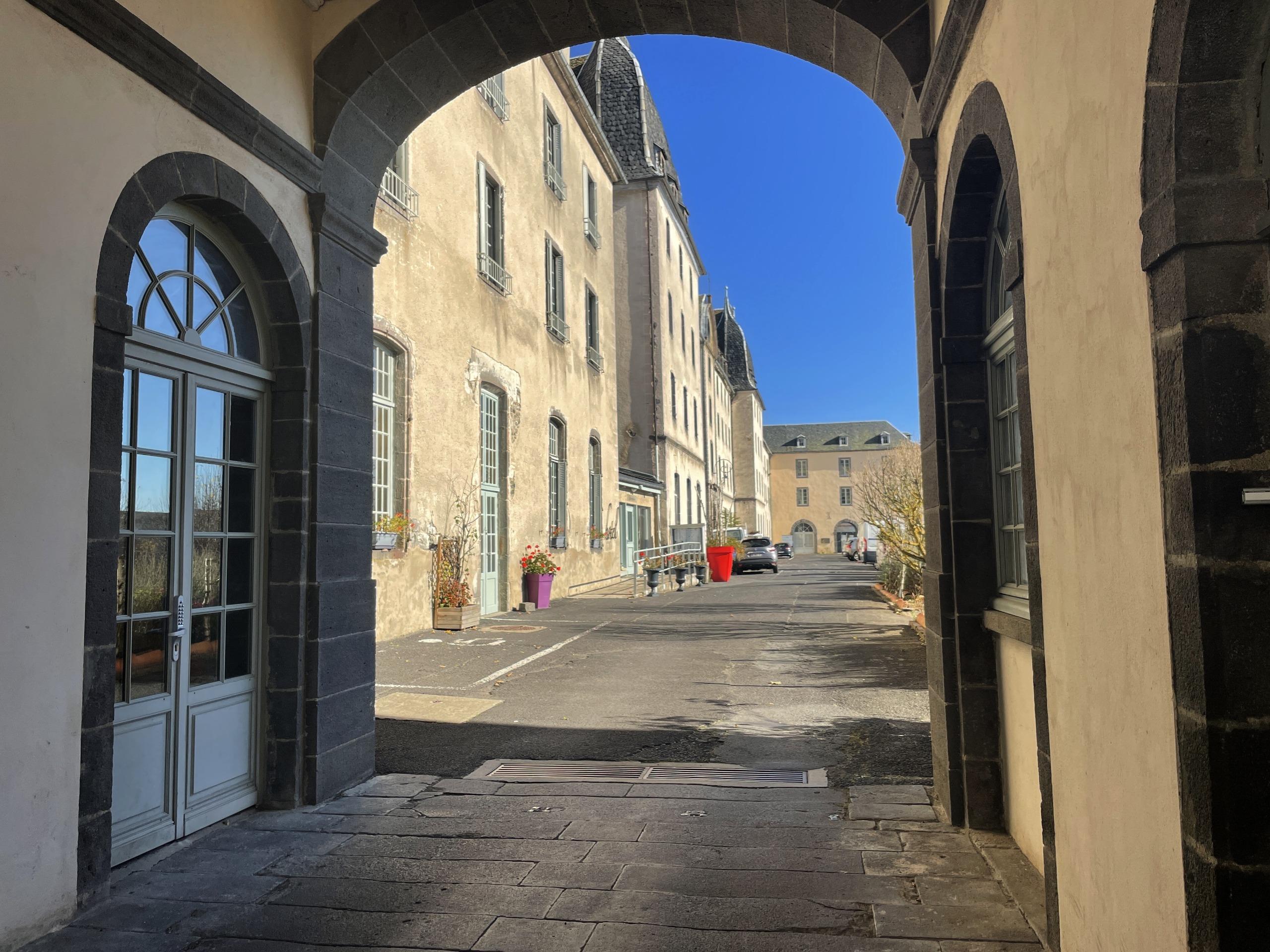 Logis Hôtel Ancien Grand Séminaire