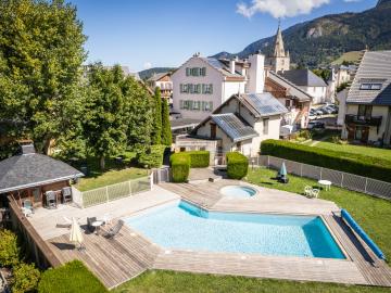 Logis Hôtel du Col de l'Arc