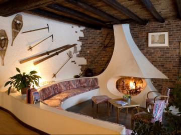 Logis Hôtel du Col de l'Arc