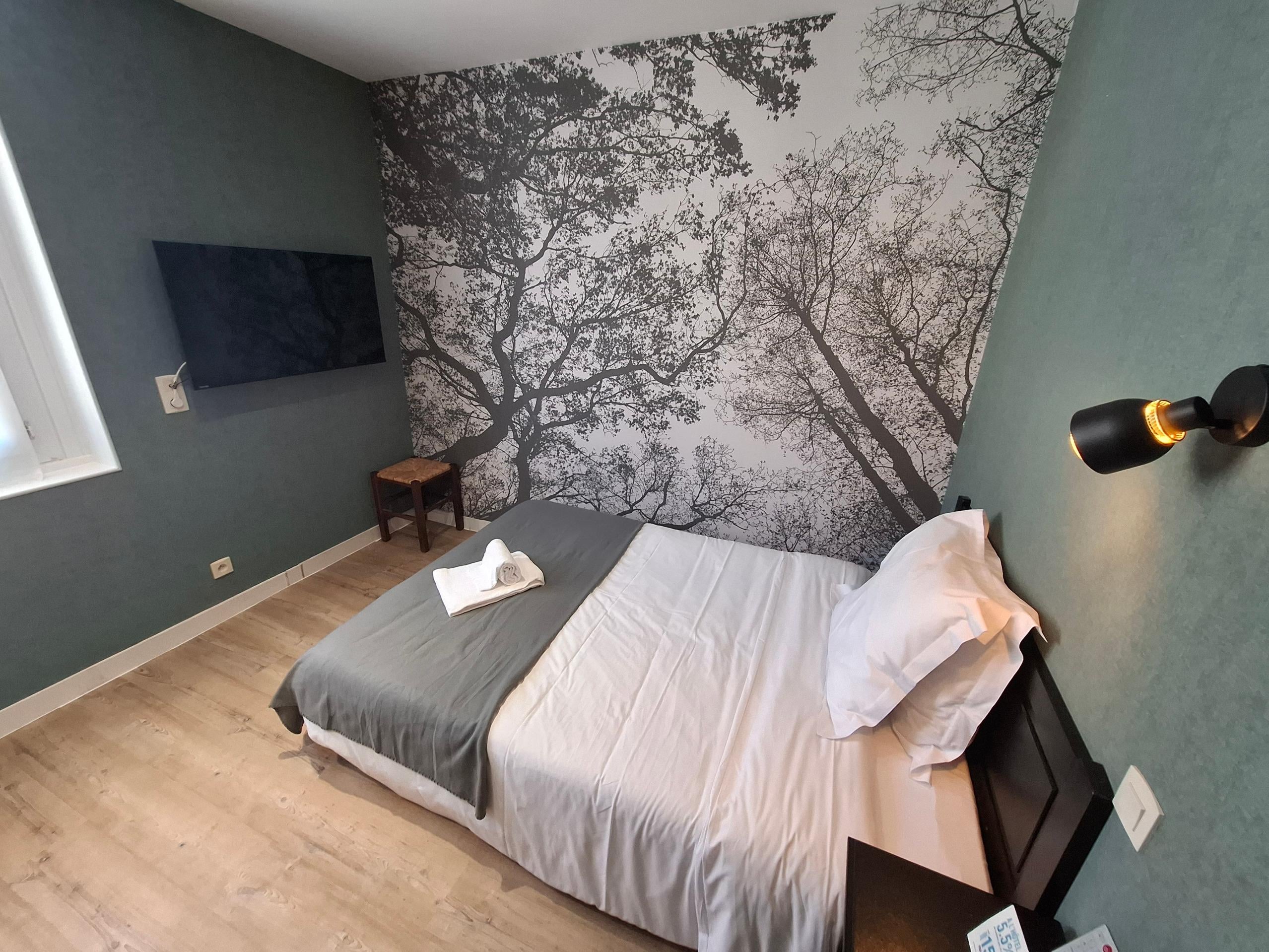 Logis Hôtel les Ambassadeurs