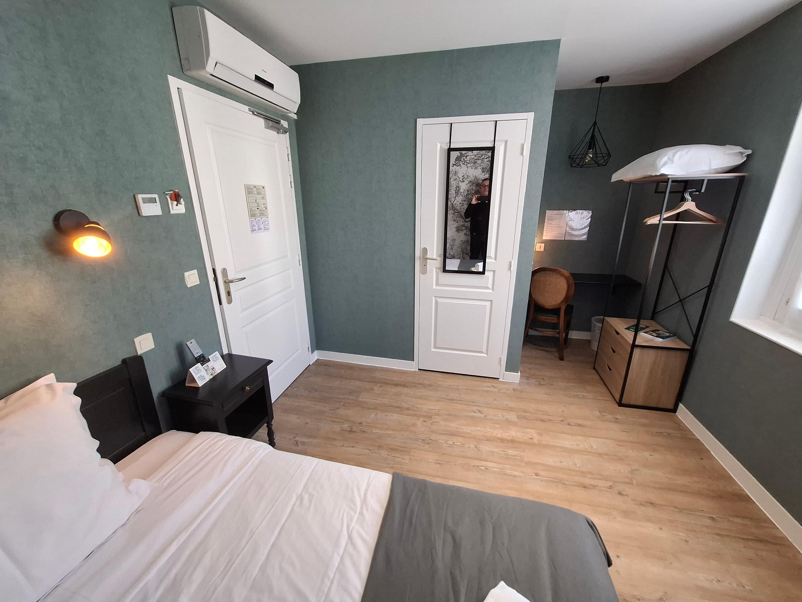 Logis Hôtel les Ambassadeurs