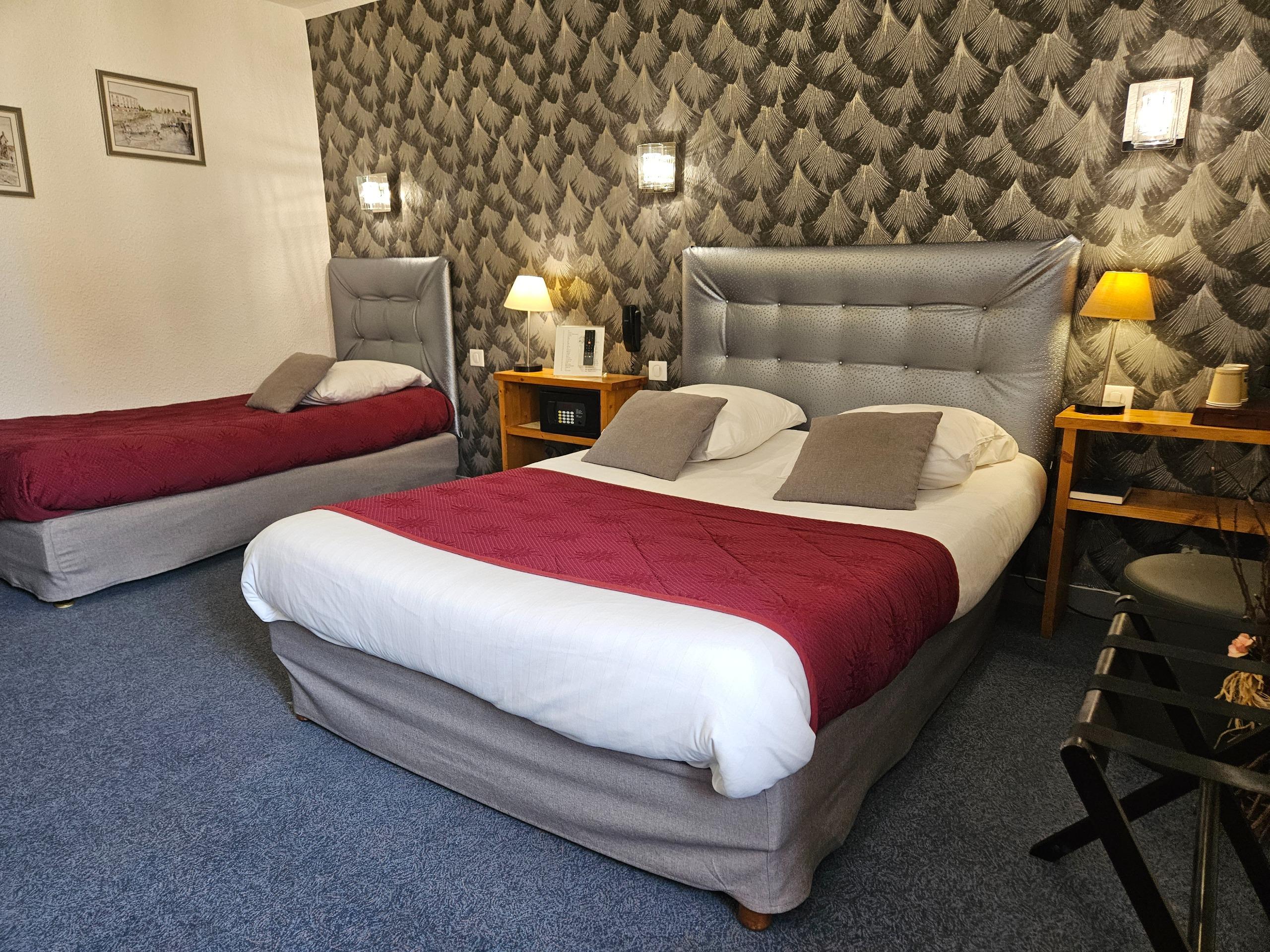 Logis Hôtel le Val d\'Amby