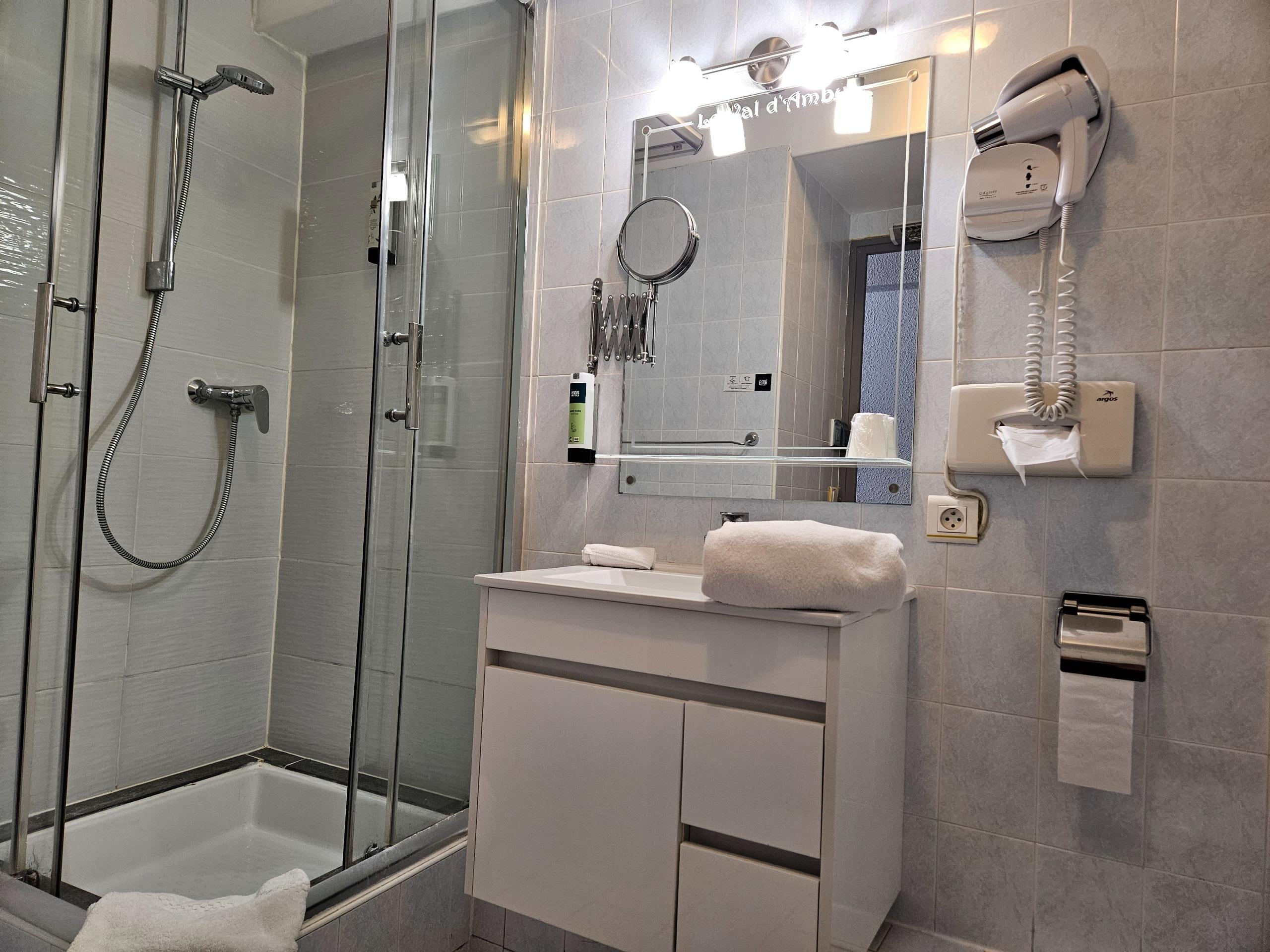 Logis Hôtel le Val d\'Amby