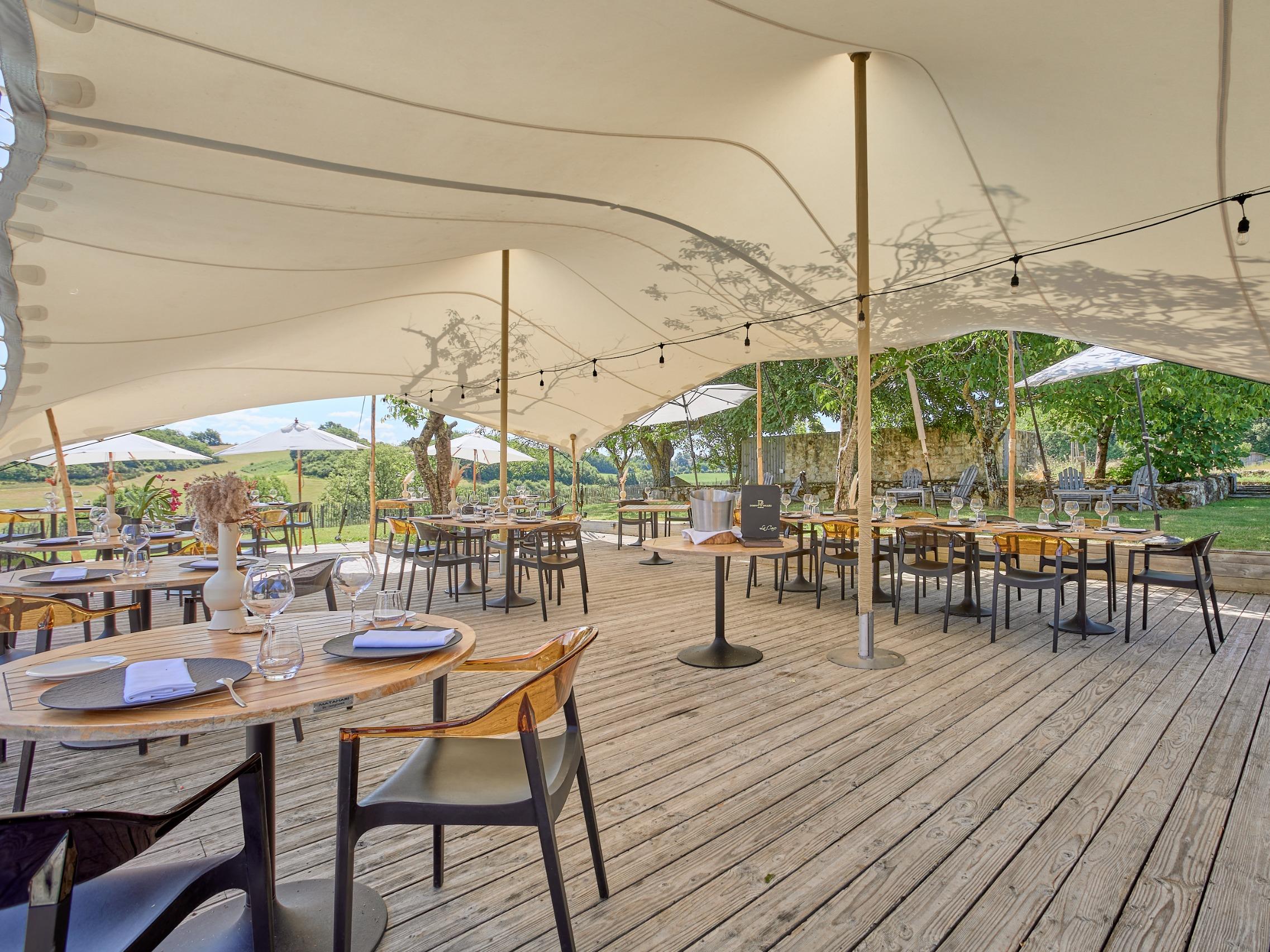 Le Domaine de Baulieu, Singuliers Hôtel