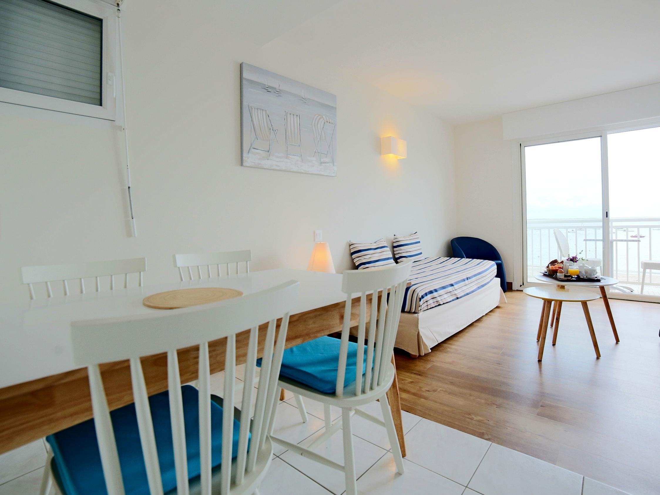 Comparator Hôtel De La Plage Saint Pierre Quiberon Booking