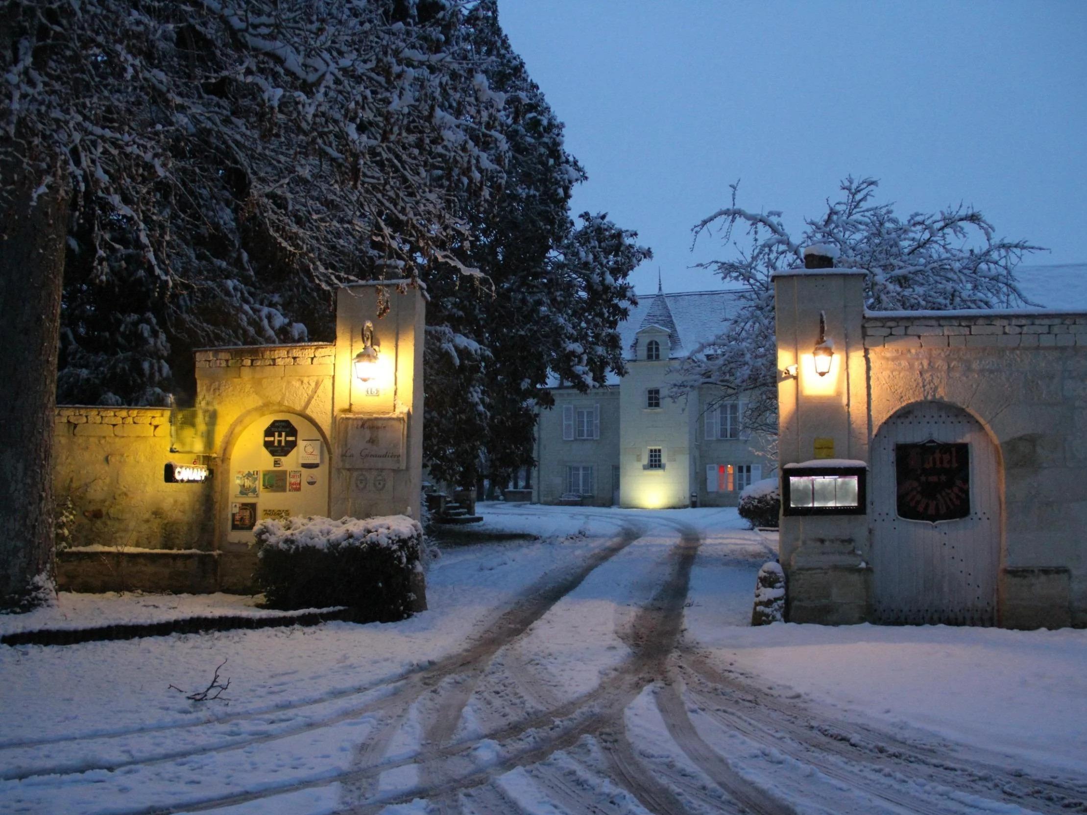 Logis Hôtel Manoir de la Giraudière