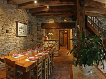 Logis Hôtel Auberge Saint Hernin