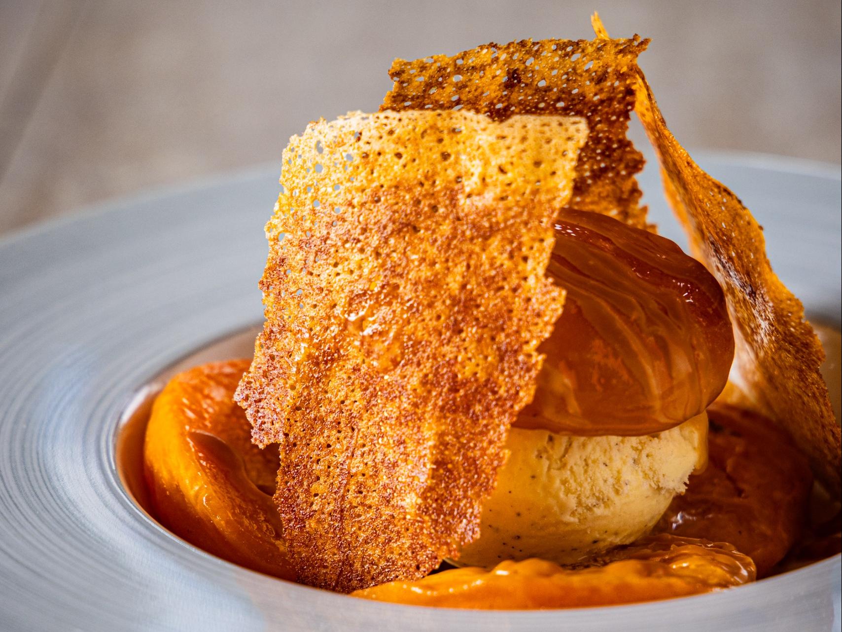 Logis Hôtel l\'Orée des Charmes