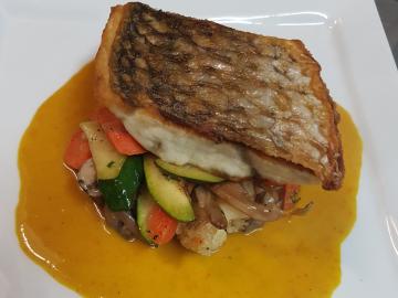 Logis Hôtel le Bretagne - le Vivier sur Mer