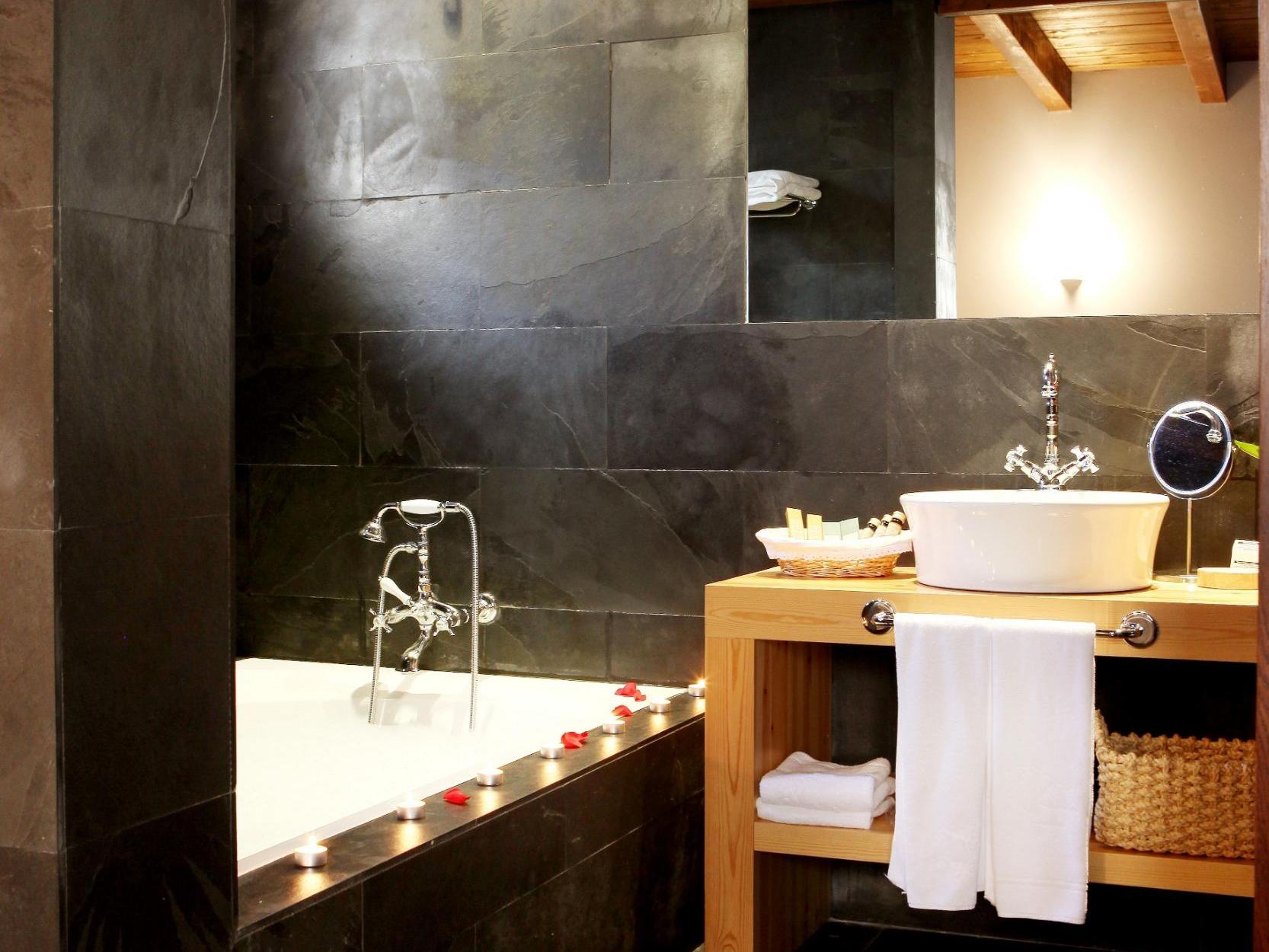 Logis Hôtel Iribarnia