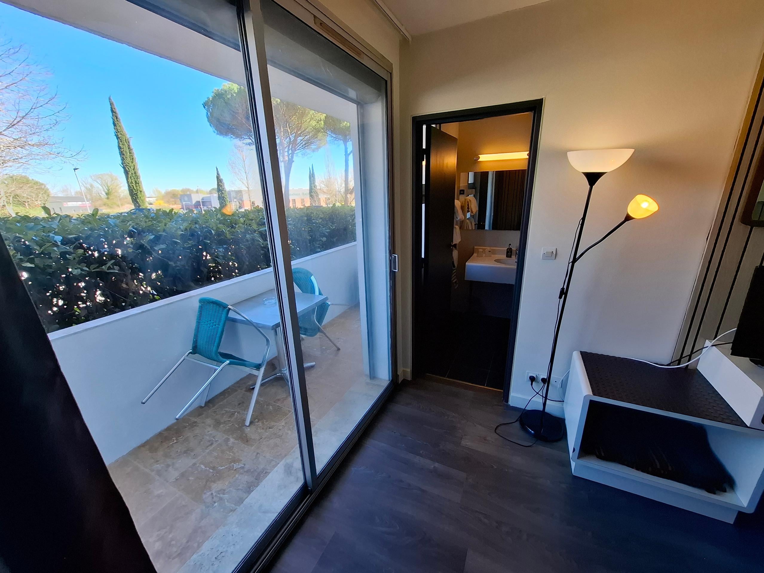 Logis Hôtel Domaine des Trois Pins