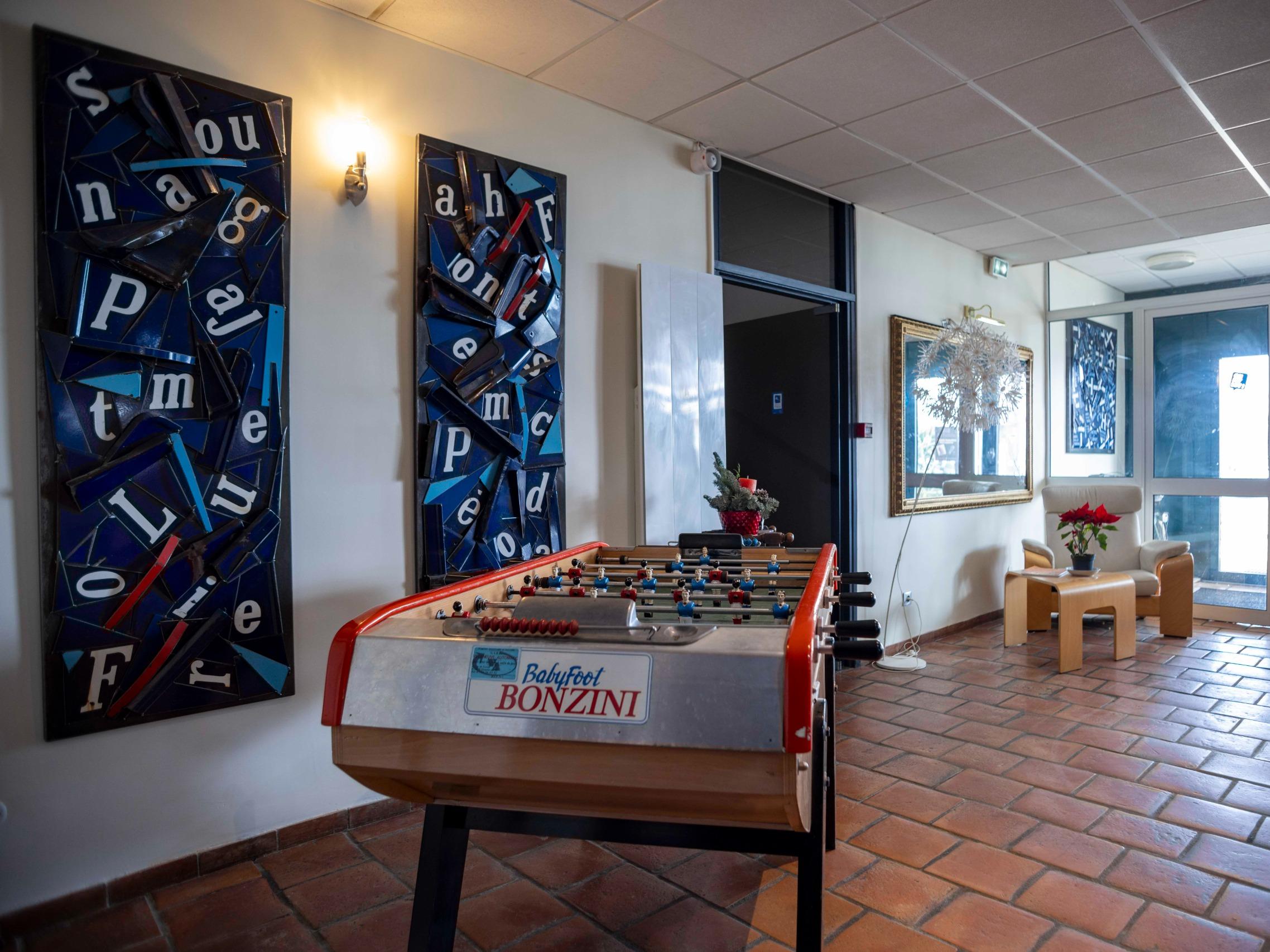 Logis Hôtel Domaine des Trois Pins