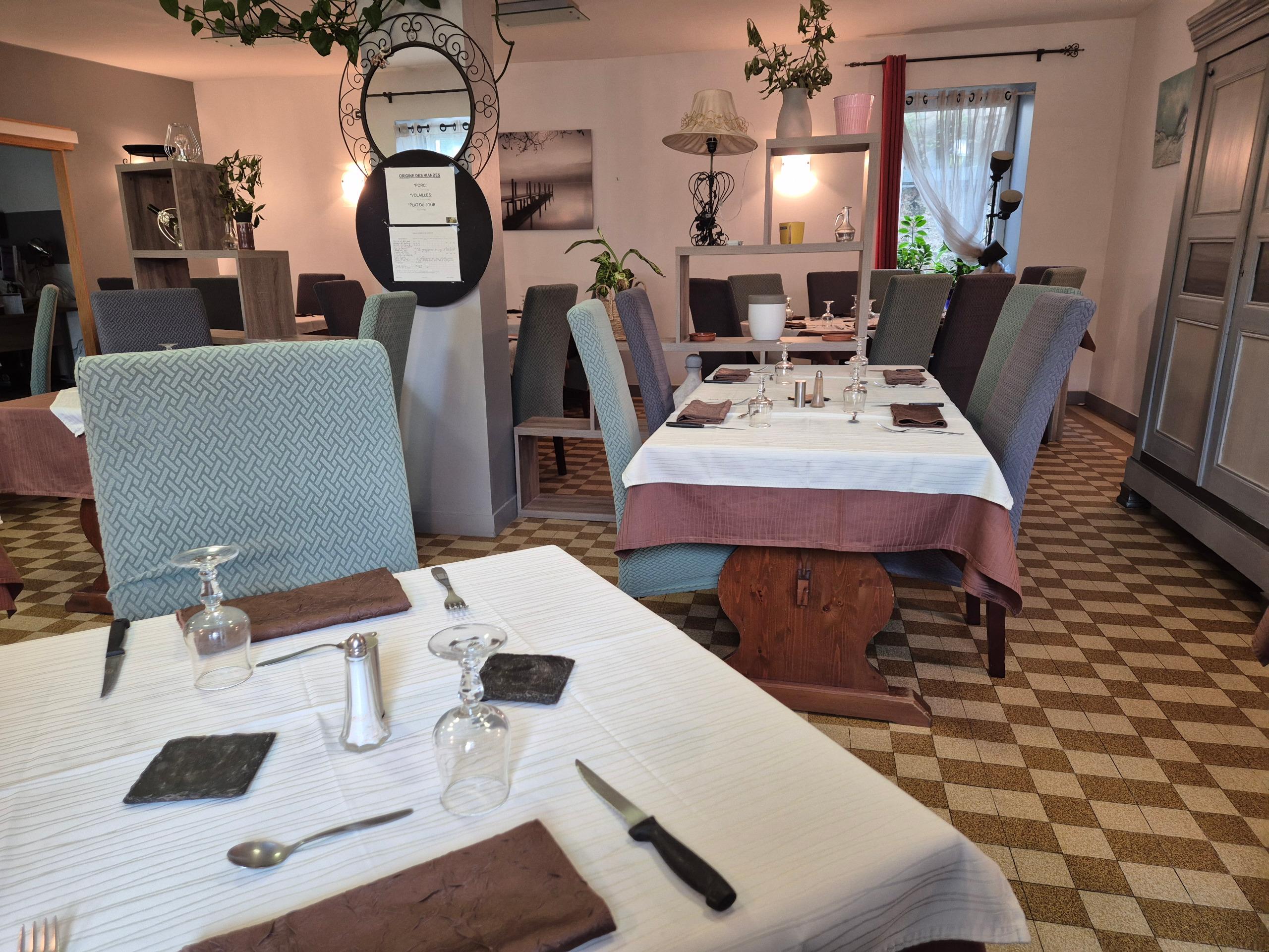 Logis Hôtel de la Dore