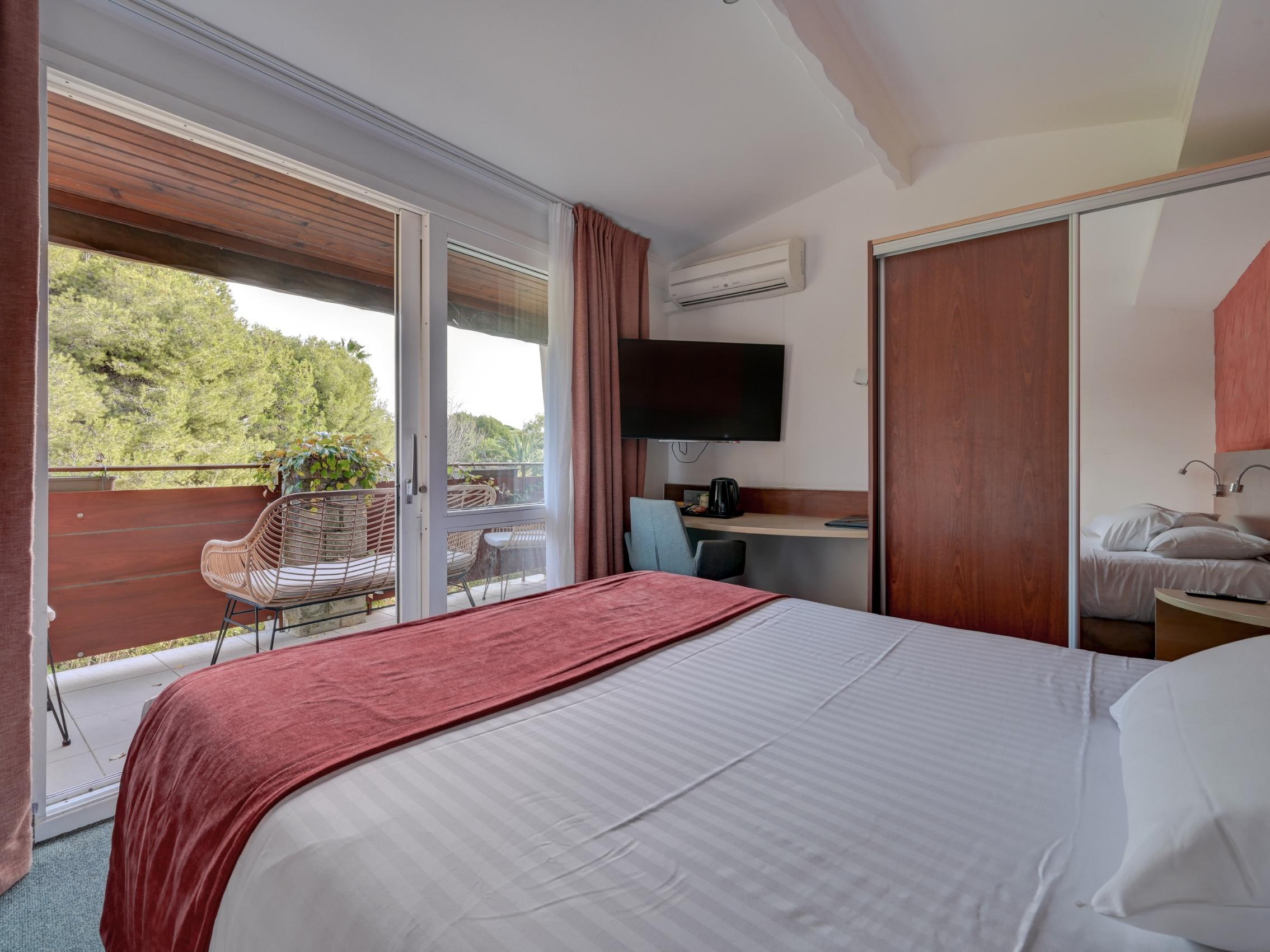 Logis Hôtel Plage Saint Jean