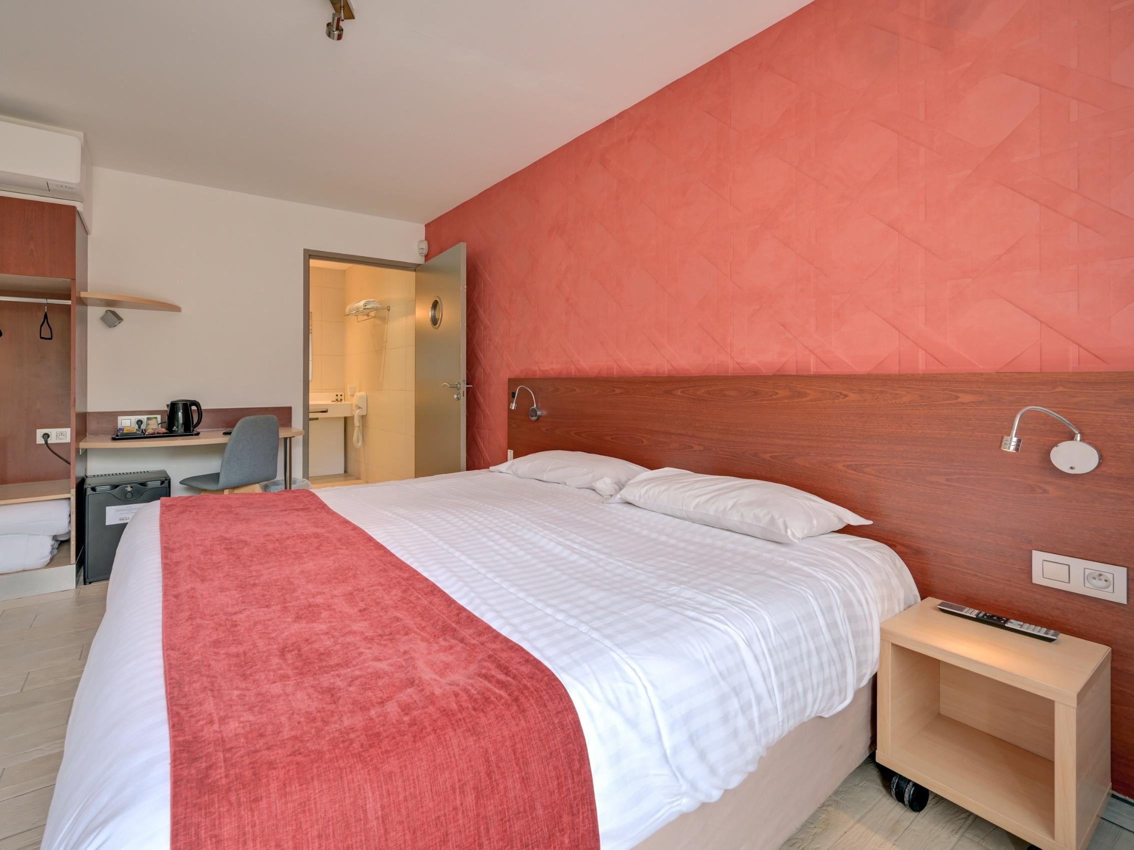 Logis Hôtel Plage Saint Jean