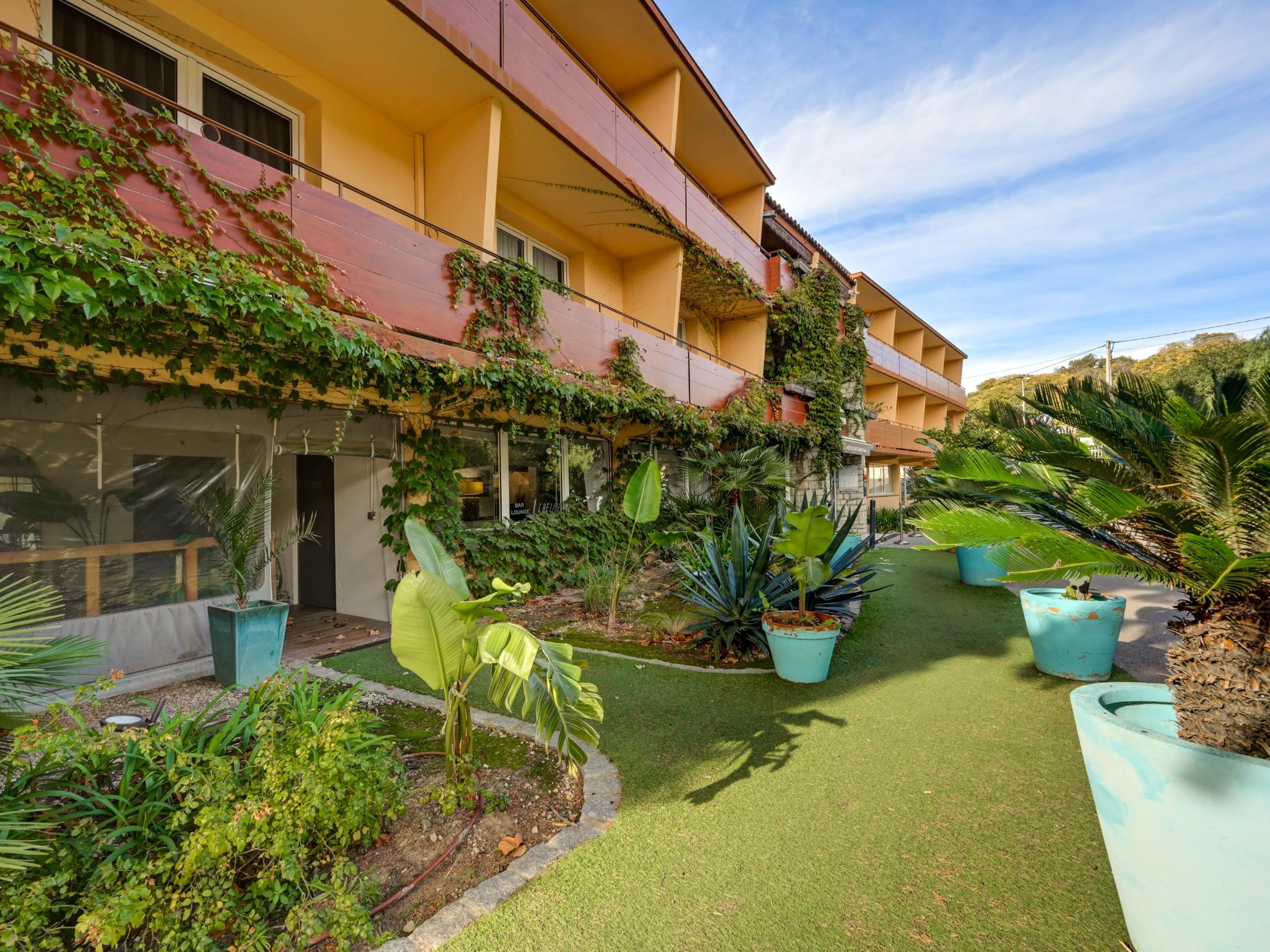 Logis Hôtel Plage Saint Jean