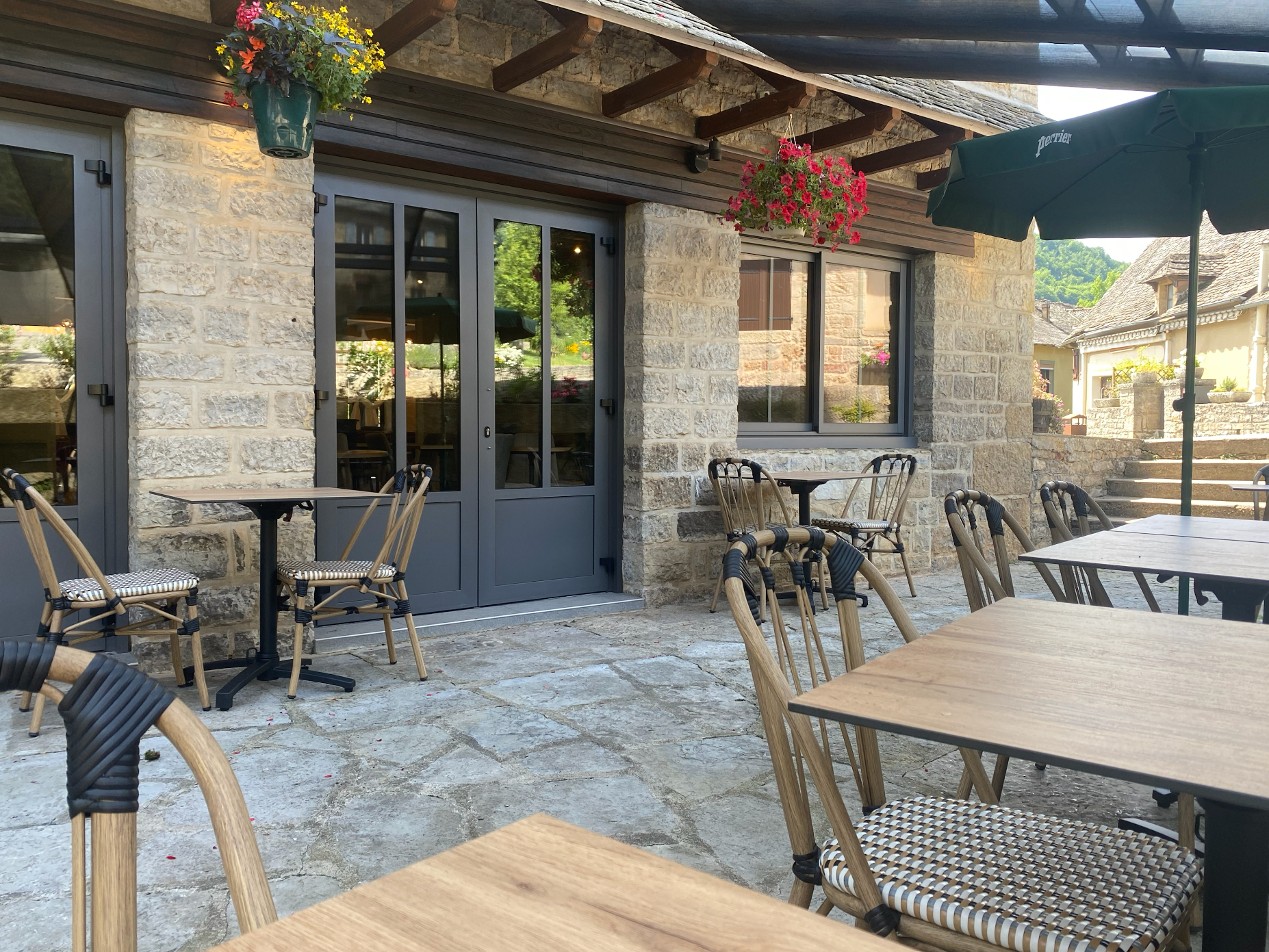 Logis Hôtel l\'Auberge du Château