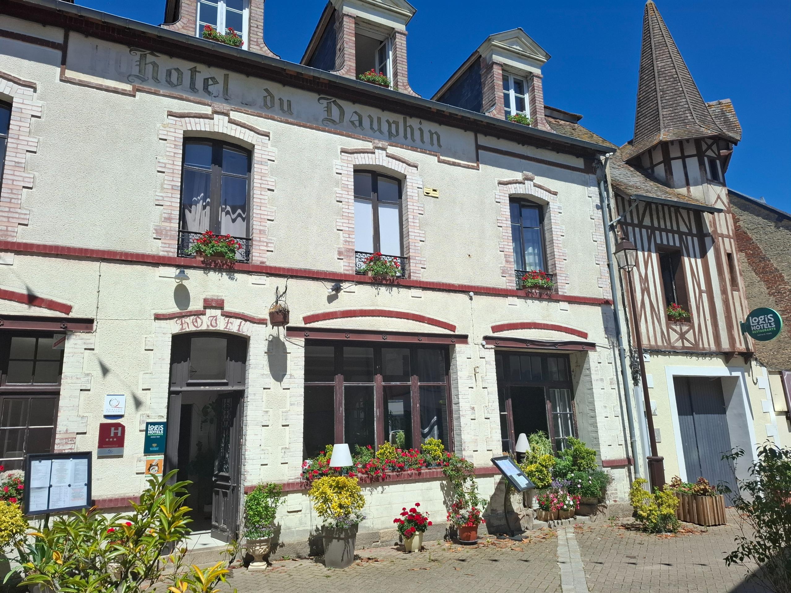 Logis Hôtel du Dauphin